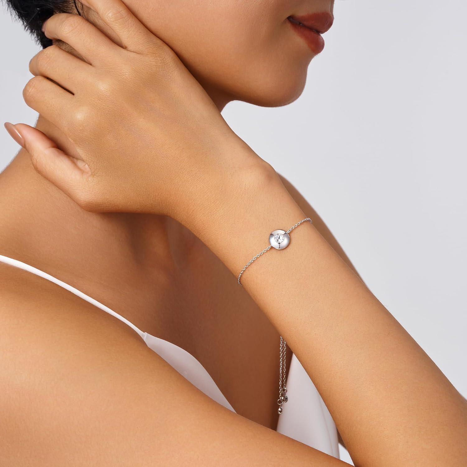 Detalle 2 de Lyniuoy bracelet chaînette cristal 18 carats