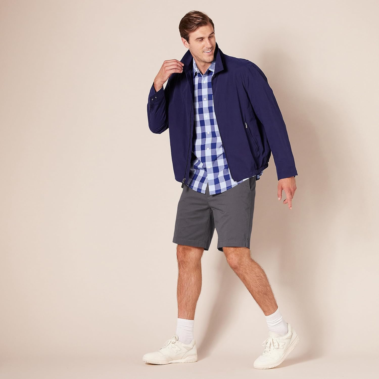 Thumbnail 6 de Amazon Essentials Men's Slim-Fit 9" Chino Shorts Review