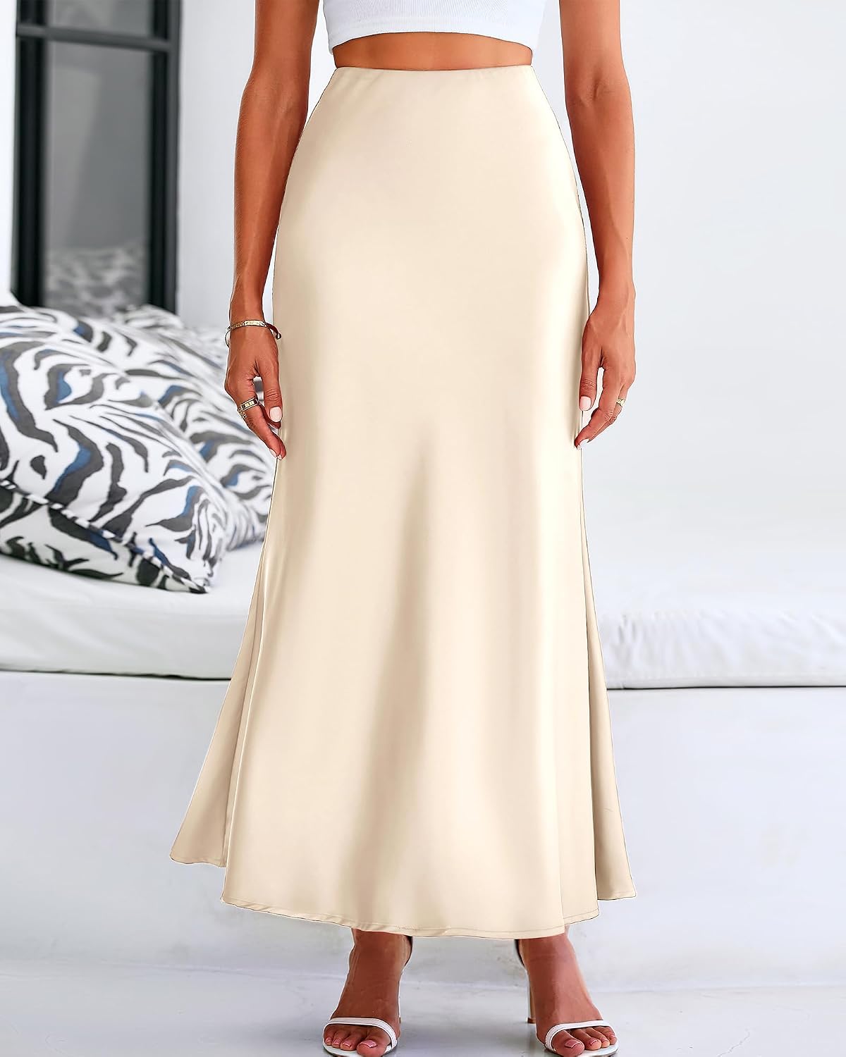 Detalle de BTFBM BT474 Women's High-Waisted Satin Mermaid Maxi Skirt