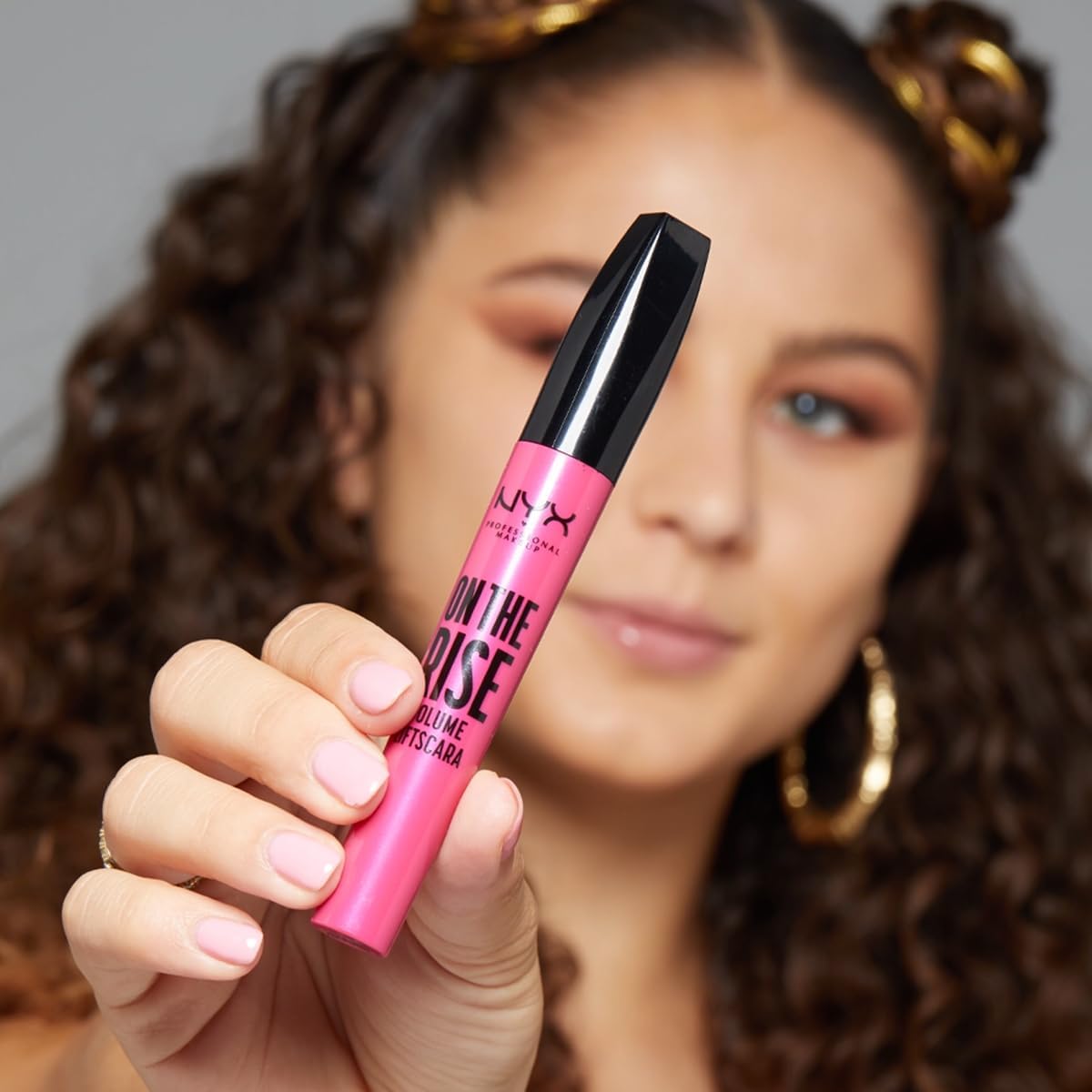 Thumbnail 6 de NYX Professional Makeup On The Rise Volume Liftscara – mascara per lifting e volume istantanei, Extreme Black (10 ml)