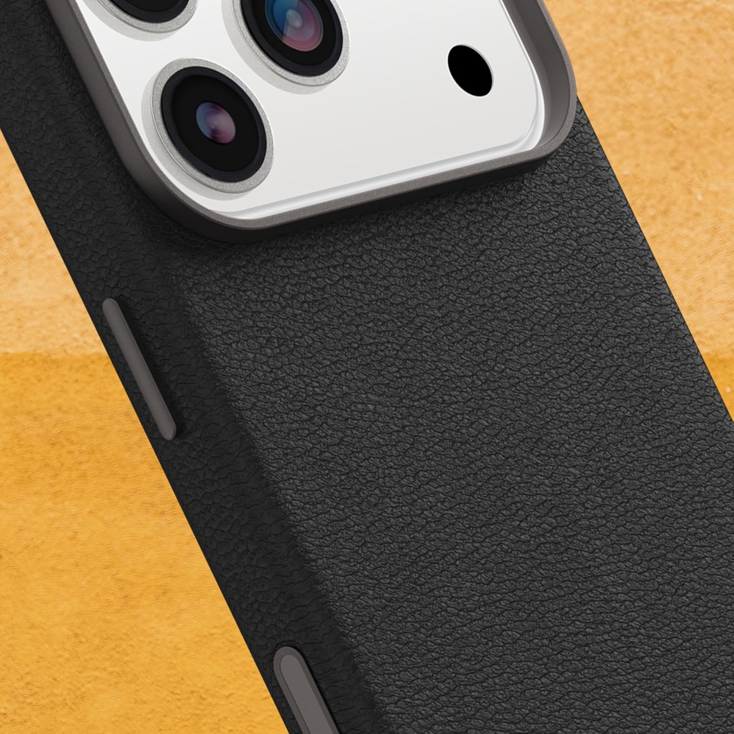 Detalle 2 de OtterBox Symmetry Series iPhone 17 Proケース サボテンレザー調・MagSafe対応・デザートサドル