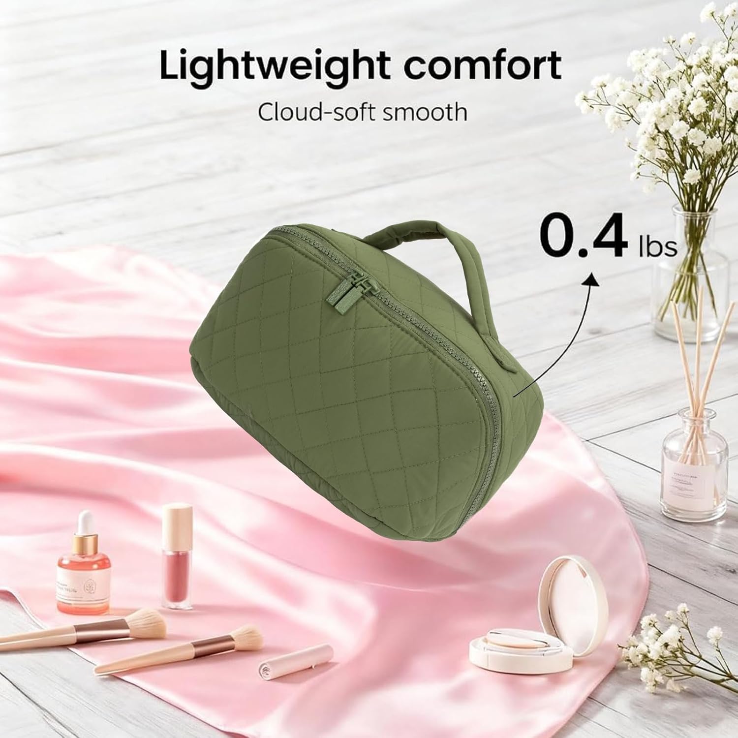 Detalle 2 de Lay-Flat Travel Makeup Bag, 180° pouch