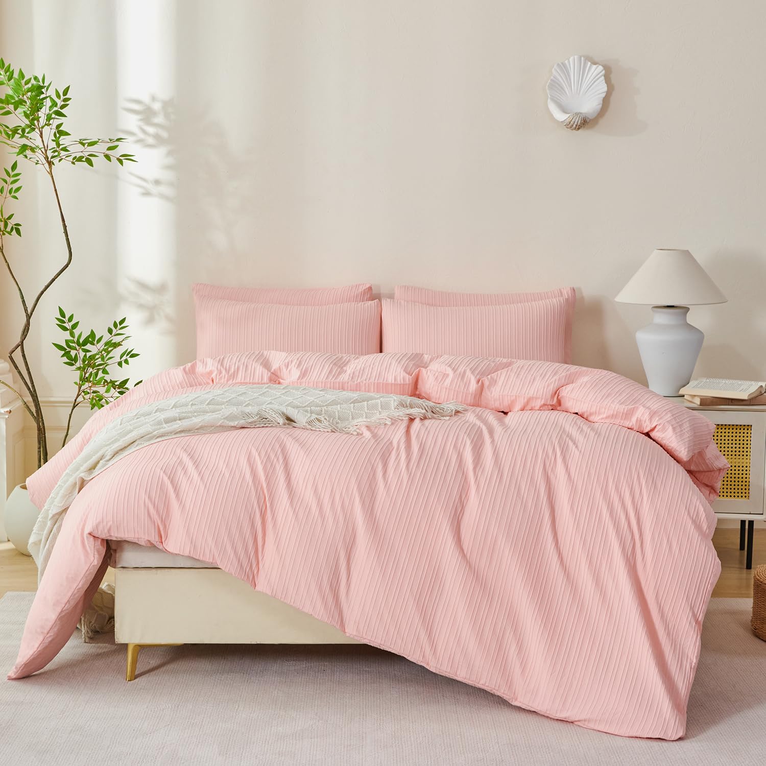 Thumbnail 5 de TISPLR Pink Striped King Comforter Set – Soft Luxury Microfiber Jacquard 3-Piece Bedding