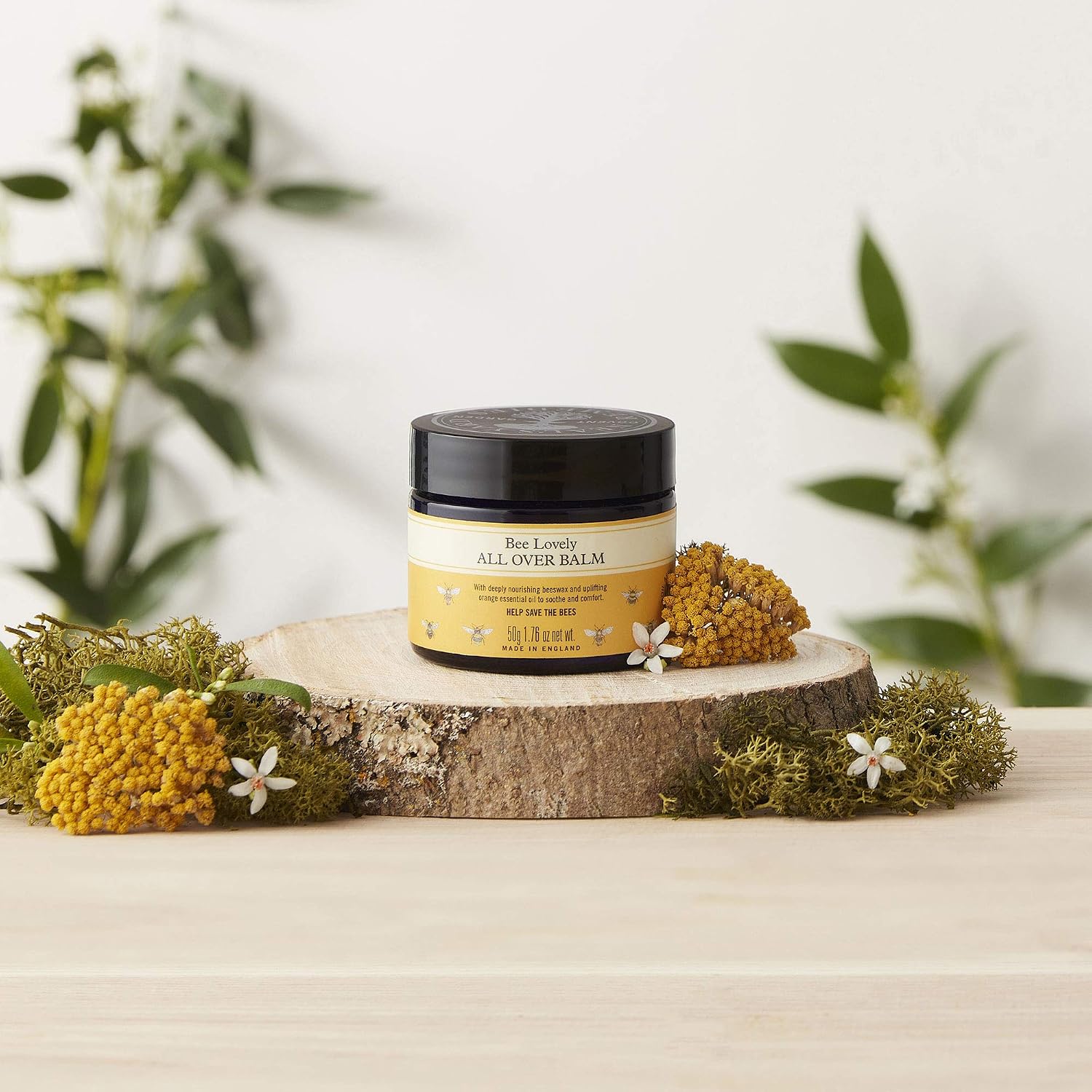 Thumbnail 5 de Neal's Yard Bee Lovely Balm