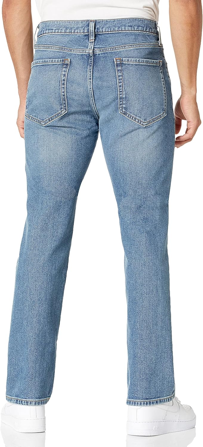 Thumbnail 1 de Jeans Amazon Essentials da uomo dritti con taglio bootcut, denim leggermente elasticizzato