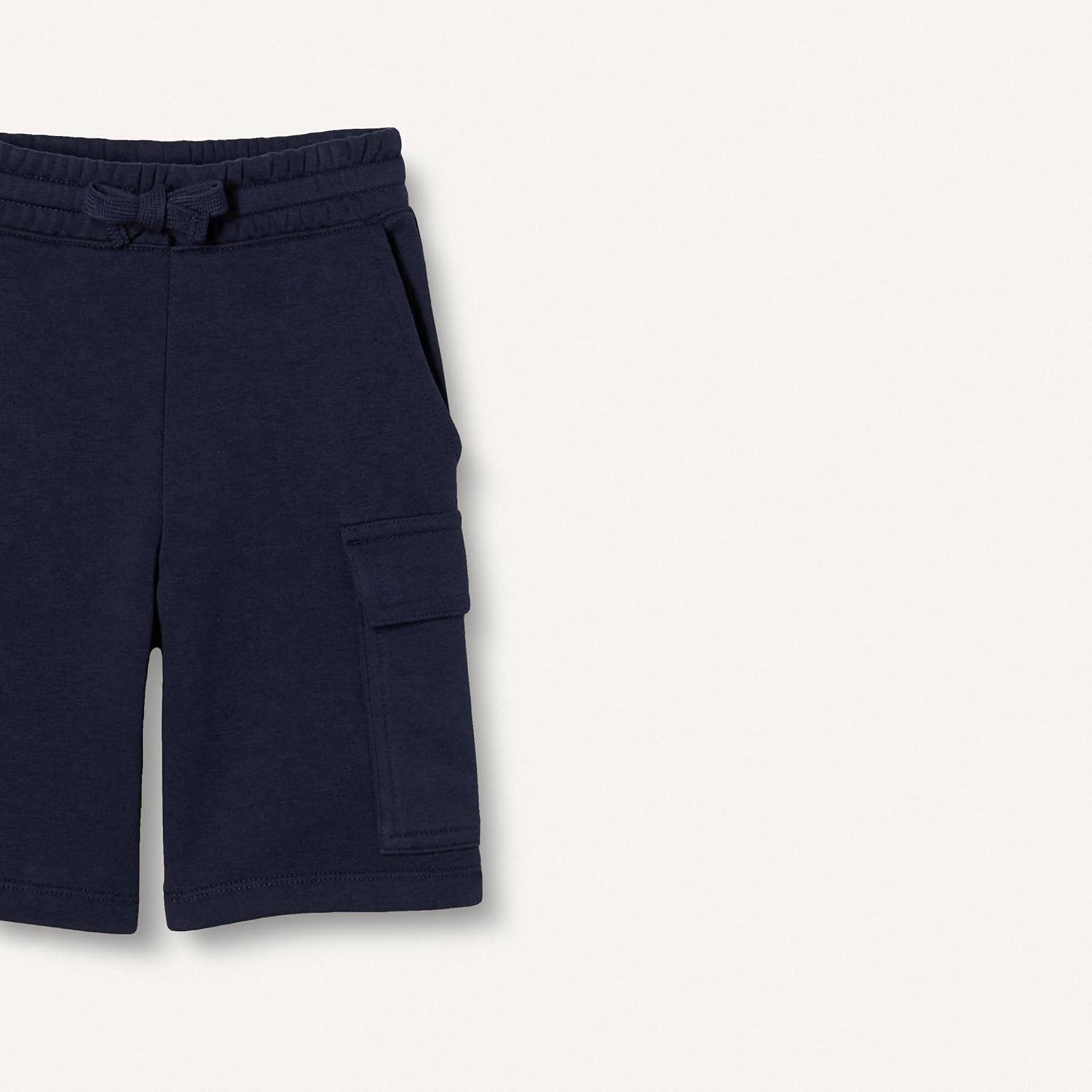 Thumbnail 1 de Amazon Essentials Jungen Cargo-Sweat-Shorts aus Frottee (Relaxed Fit) für aktive Tage