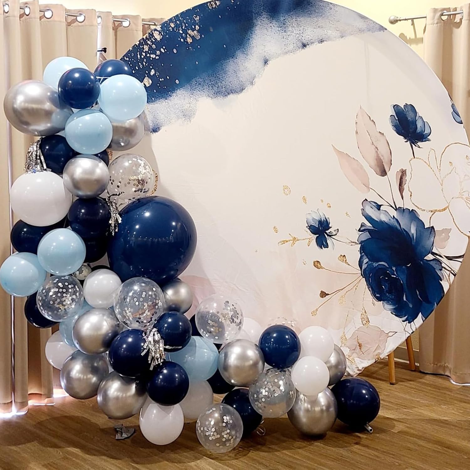 Detalle 2 de Blue Silver Balloons Set, 12 Inch: Blue & Silver Latex Balloons with Confetti – 35-Piece Variety