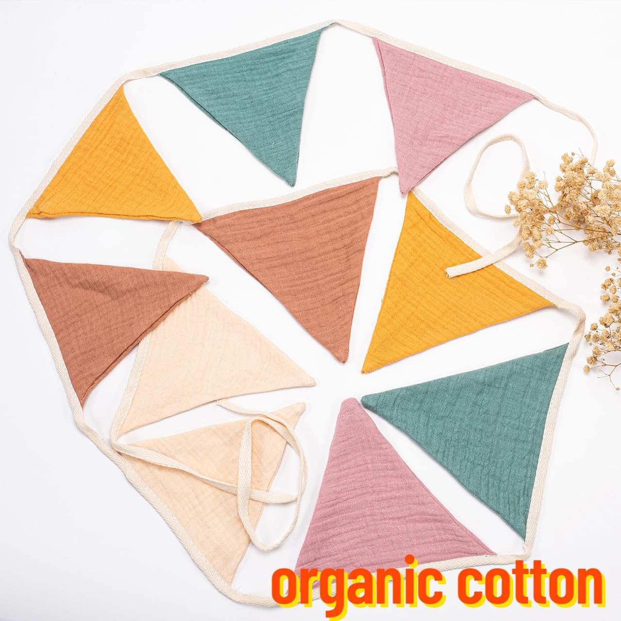 Detalle 2 de Morandi Beige Fabric Bunting Banner for Nursery ๐