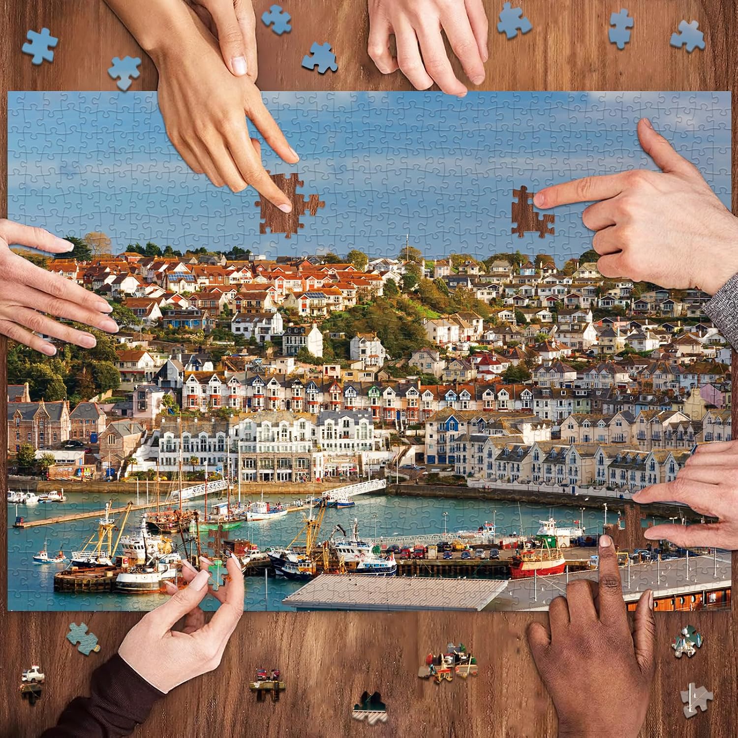 Detalle 2 de HUADADA Brixham Hamn-pussel, 1 000 bitar, 70 × 50 cm med matt yta