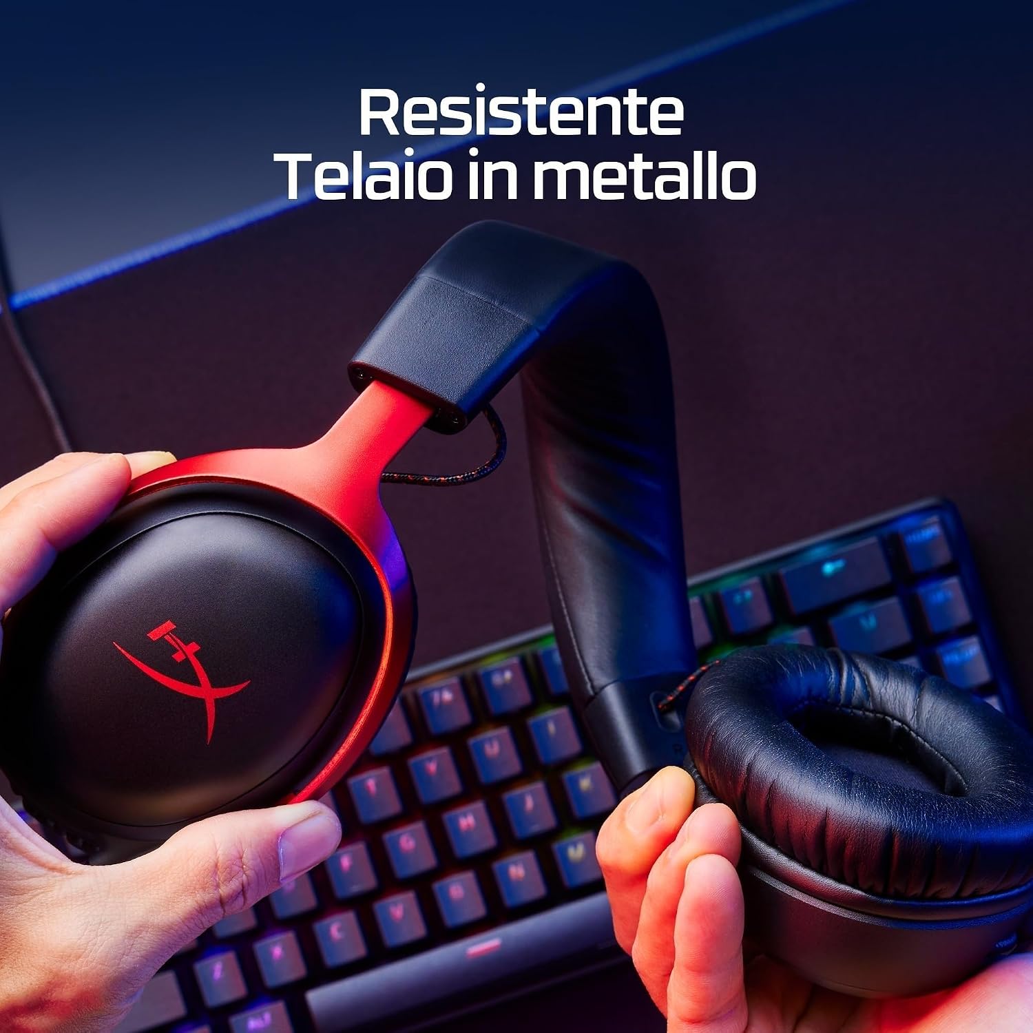 Detalle de HyperX Cloud III cuffie gaming con microfono cardioide staccabile, USB-C/USB-A e jack 3,5 mm (rosa)