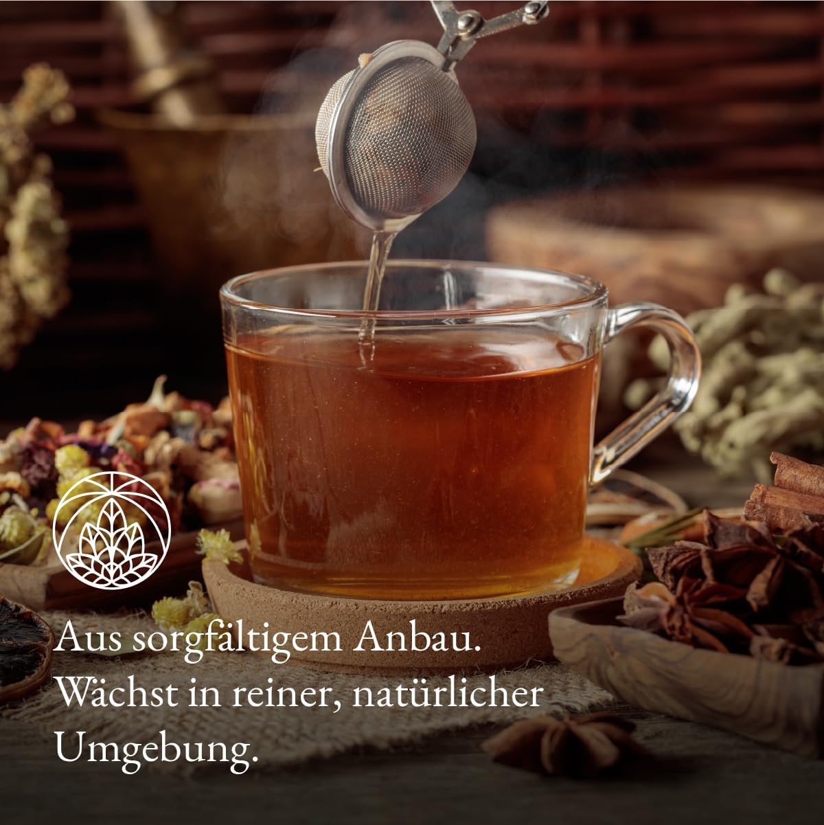 Detalle de Tisana della Sera Monte Nativo (120 g) – Infuso rilassante a foglie sfuse con melissa, valeriana, camomilla, lavanda, menta piperita e passiflora