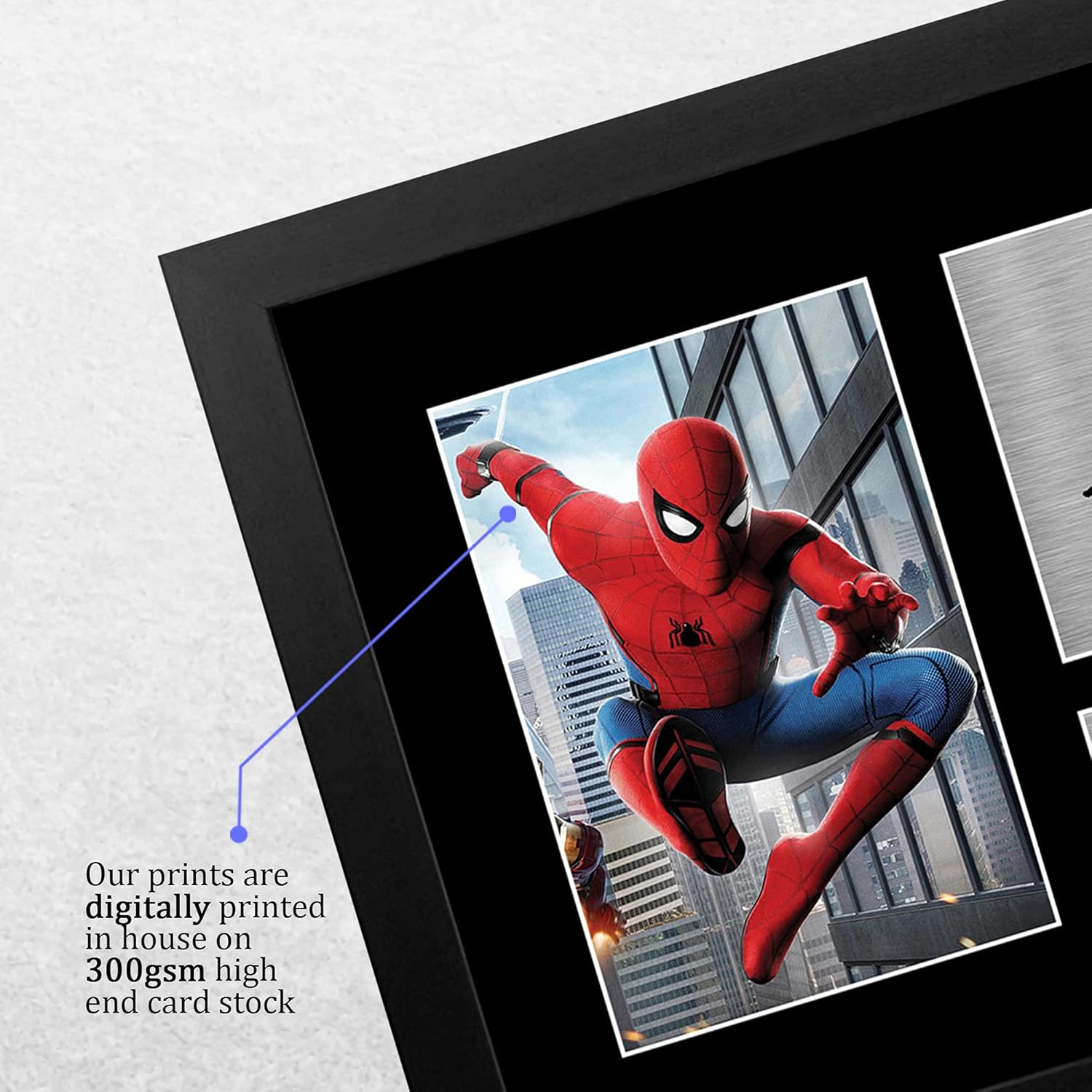 Thumbnail 3 de HWC Trading Tom Holland signed framed A4 print (Spider-Man) – gift-ready display