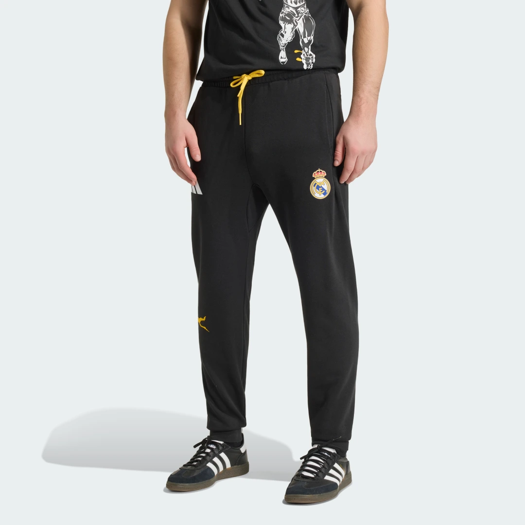 Detalle de Pantalón adidas Real Madrid Avengers – negro