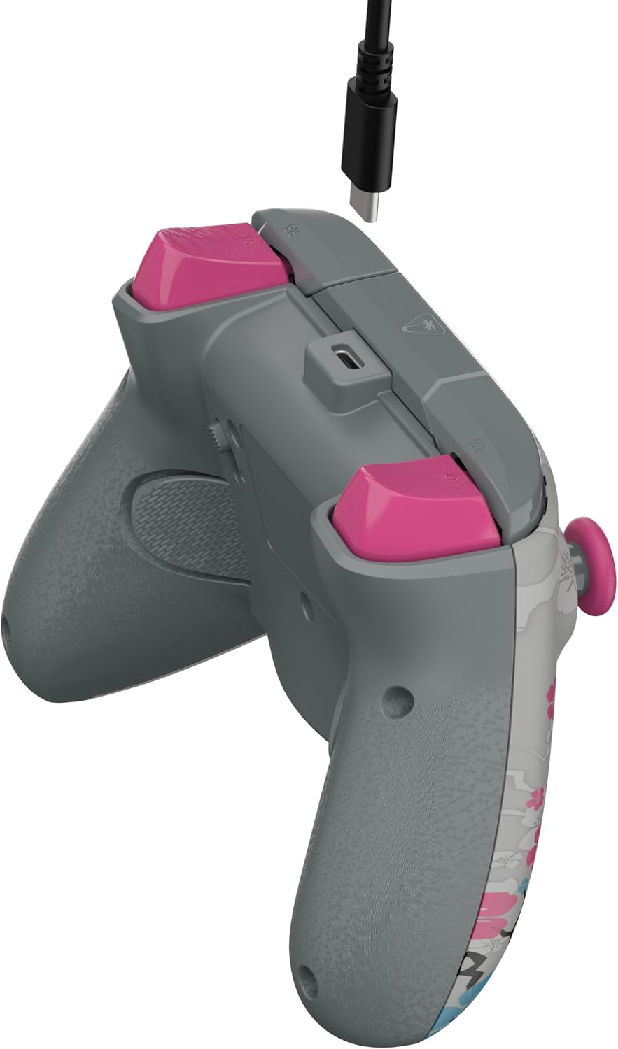Detalle de Turtle Beach Rematch Advanced Cherry Blossom — Manette filaire sous licence Xbox avec éclairage phosphorescent et contrôle via Control Hub