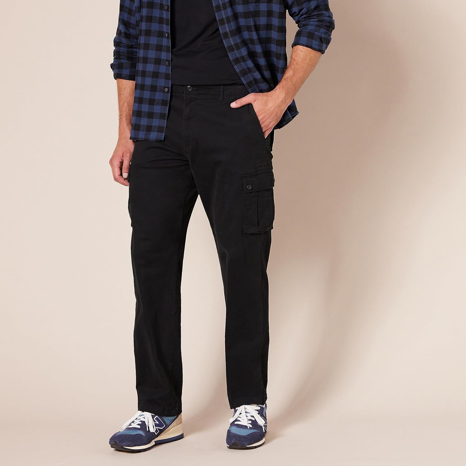 Thumbnail 4 de Amazon Essentials Pantalon Cargo de Travail Extensible – Coupe Droite, Disponible en Grand Taille