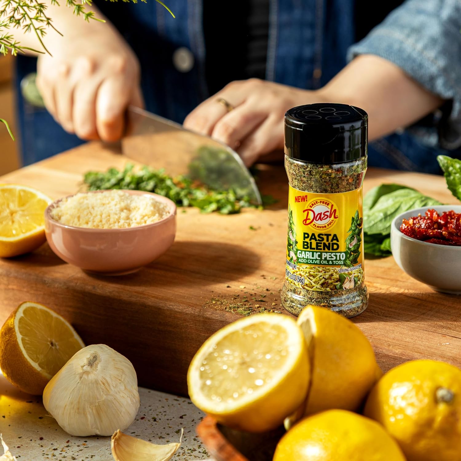 Thumbnail 6 de Mrs. Dash 1188955 Garlic Pesto Salt-Free Pasta Seasoning, 2 Ounce (Pack of 8)