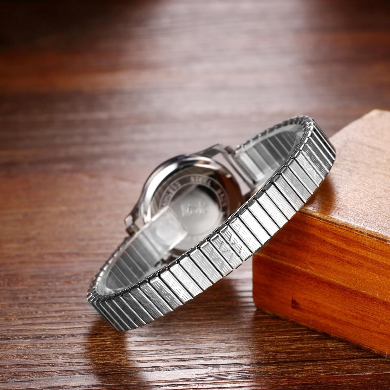 Thumbnail 2 de Avaner Uhren Herren mit elastischem Edelstahl-Armband (Stretch) – Analog-Quarzuhr für Männer, Frauen & Paare