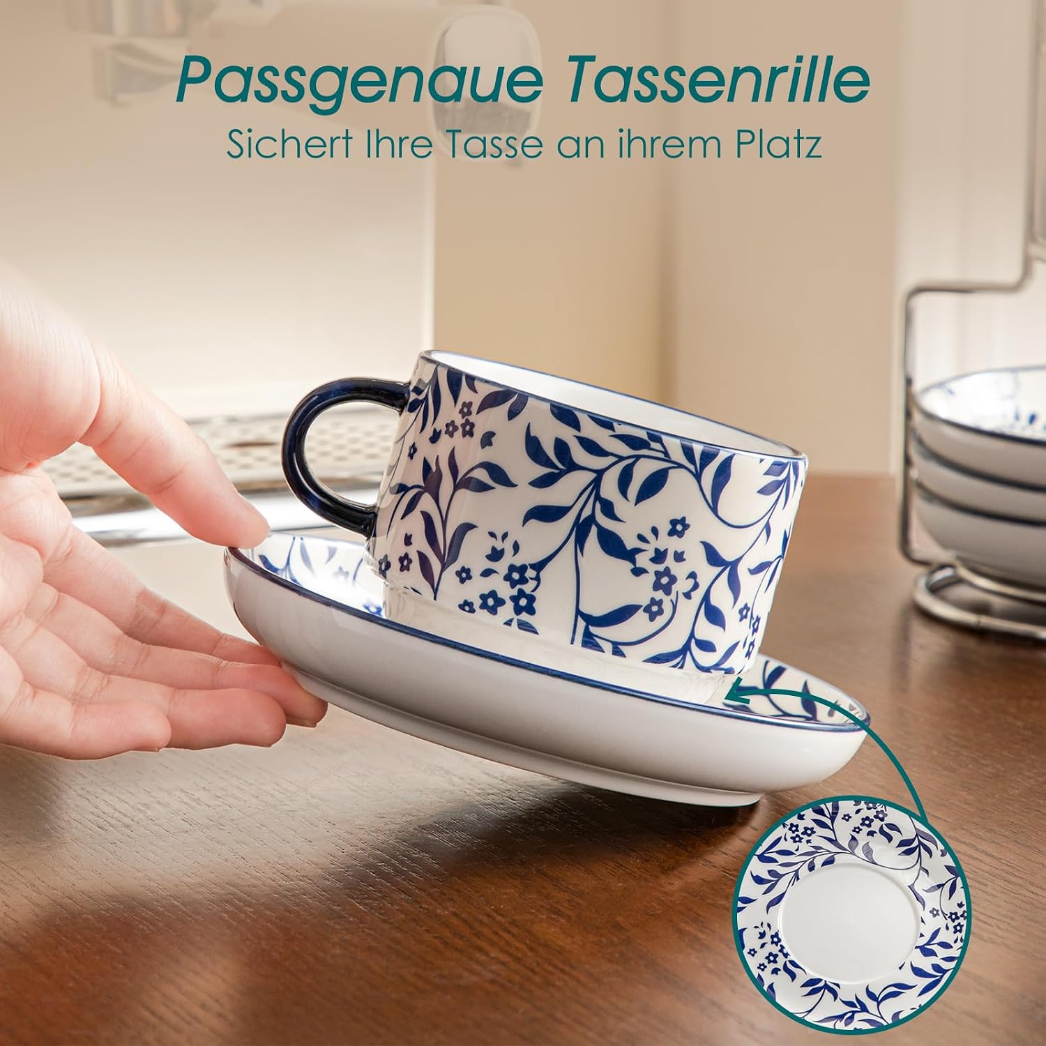 Detalle de Vancasso SELENE 4-tlg. Espressotassen Set – 270 ml, blau-weißes Blumenmuster mit Ständer und stapelbarem Design