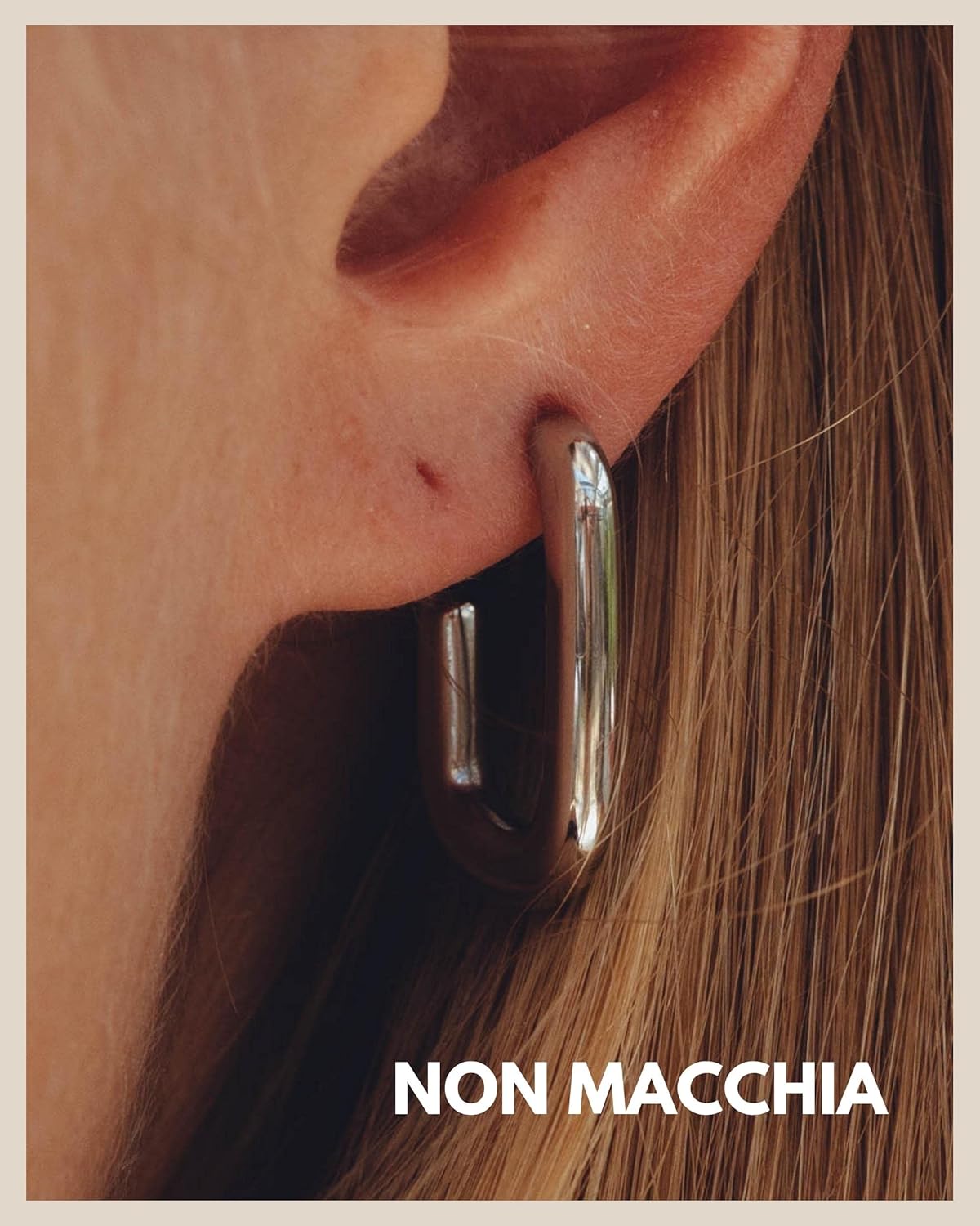 Detalle 2 de Cerchi quadrati in acciaio placcati 18K 2 cm