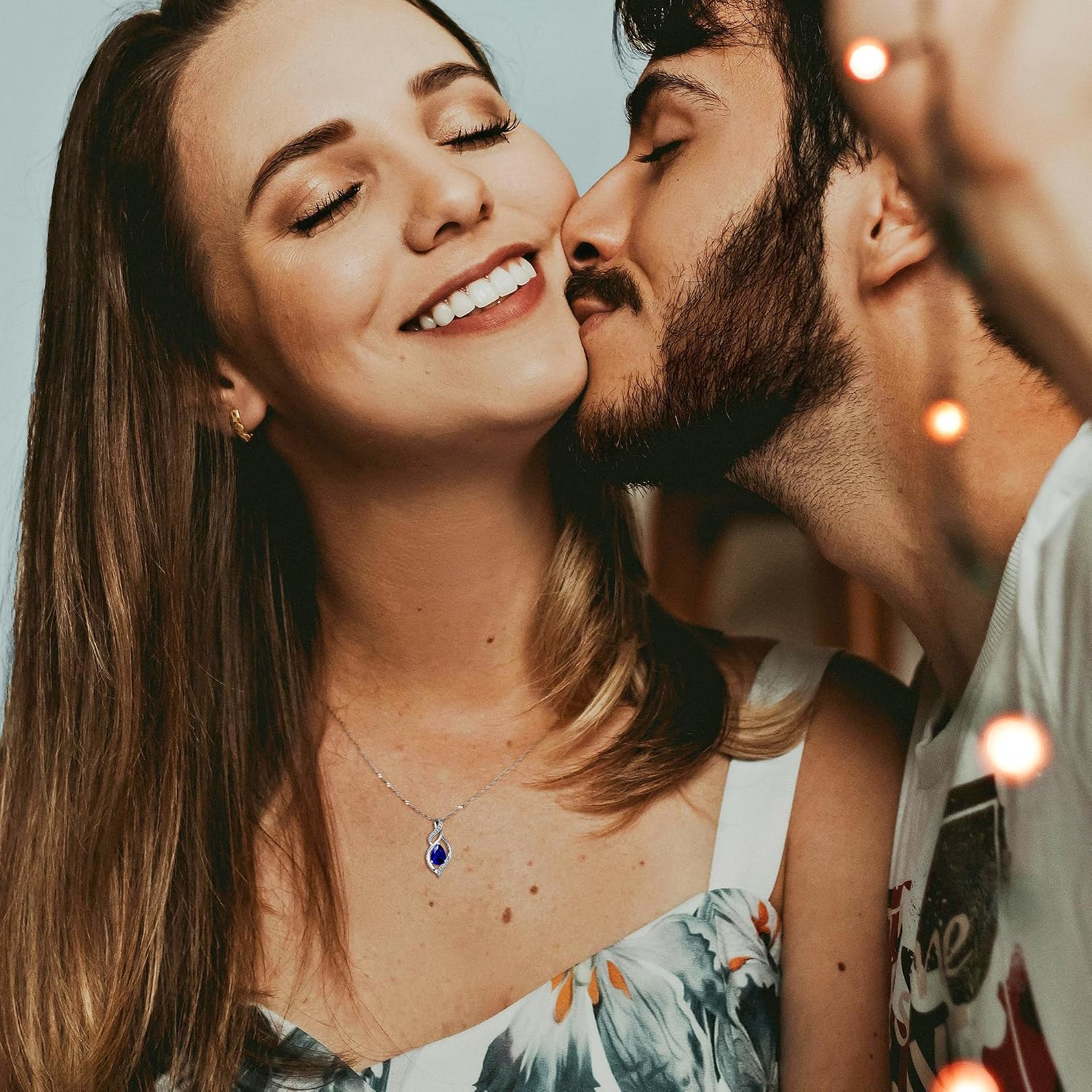 Detalle de FANCIME Sterling Silver Teardrop September Birthstone Necklace for Women
