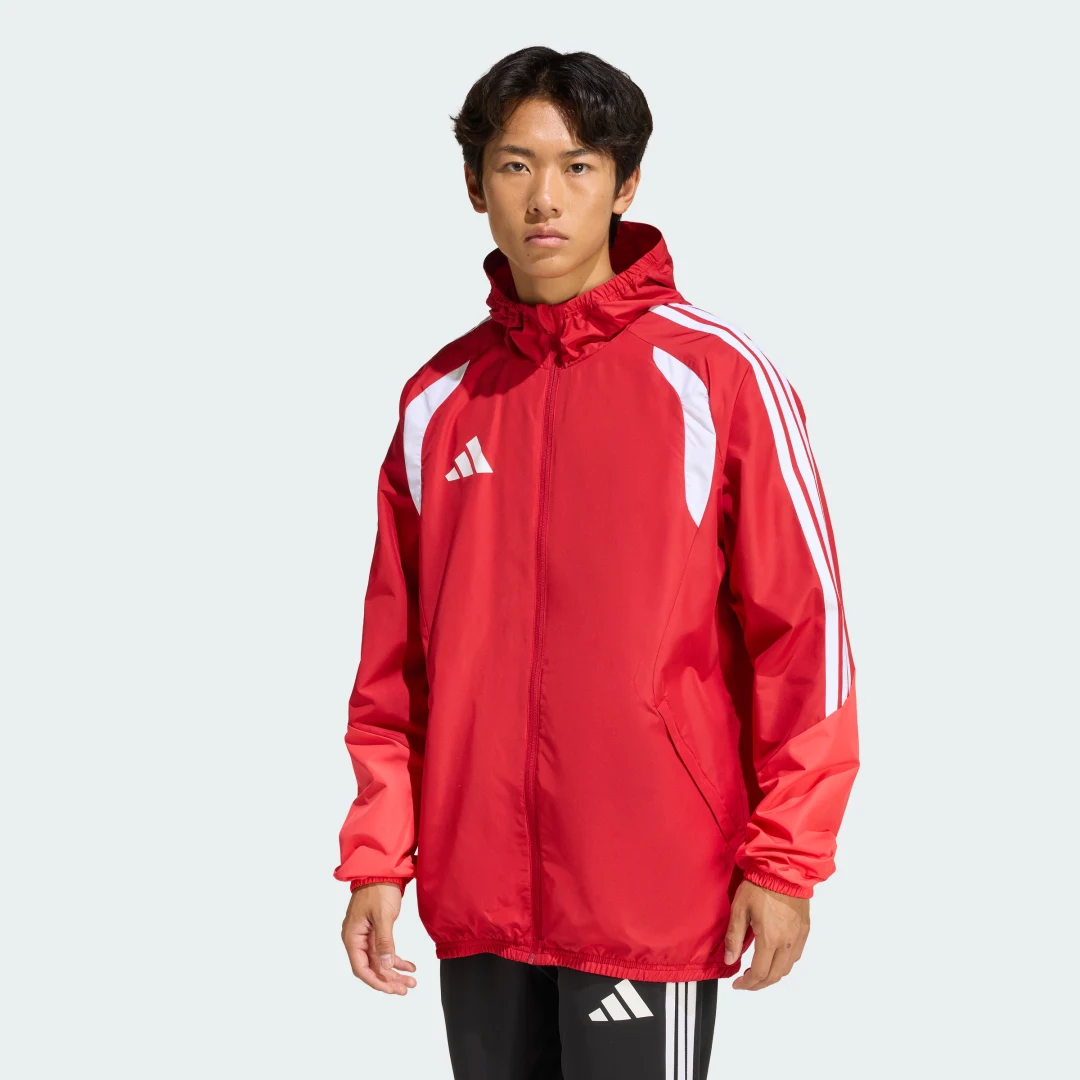 Detalle de Chaqueta Tiro 26 Competition All Weather de Adidas – Roja