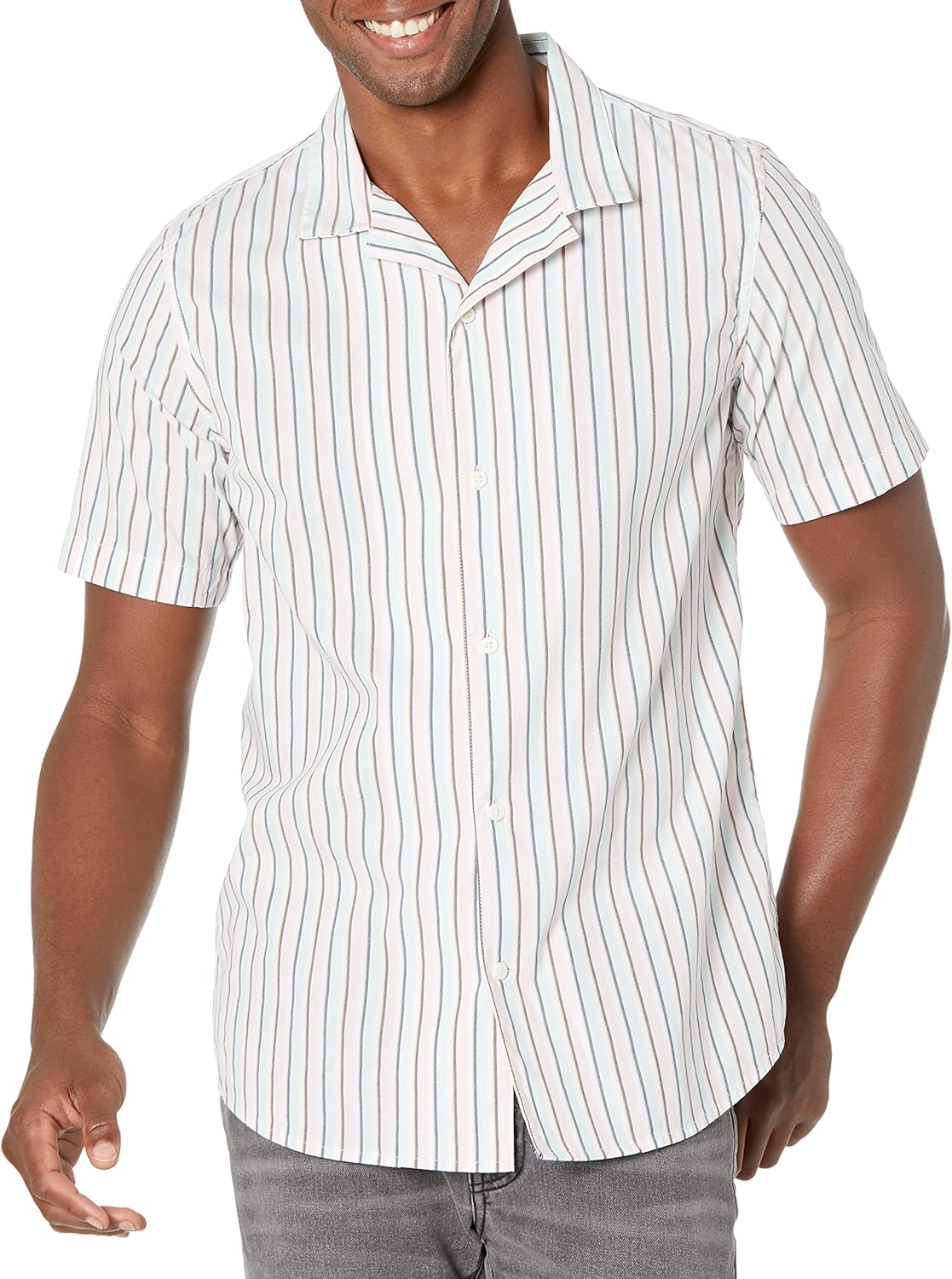 Detalle de Amazon Essentials Men’s Vacation Cotton Resort Shirt, Slim-Fit Short Sleeve