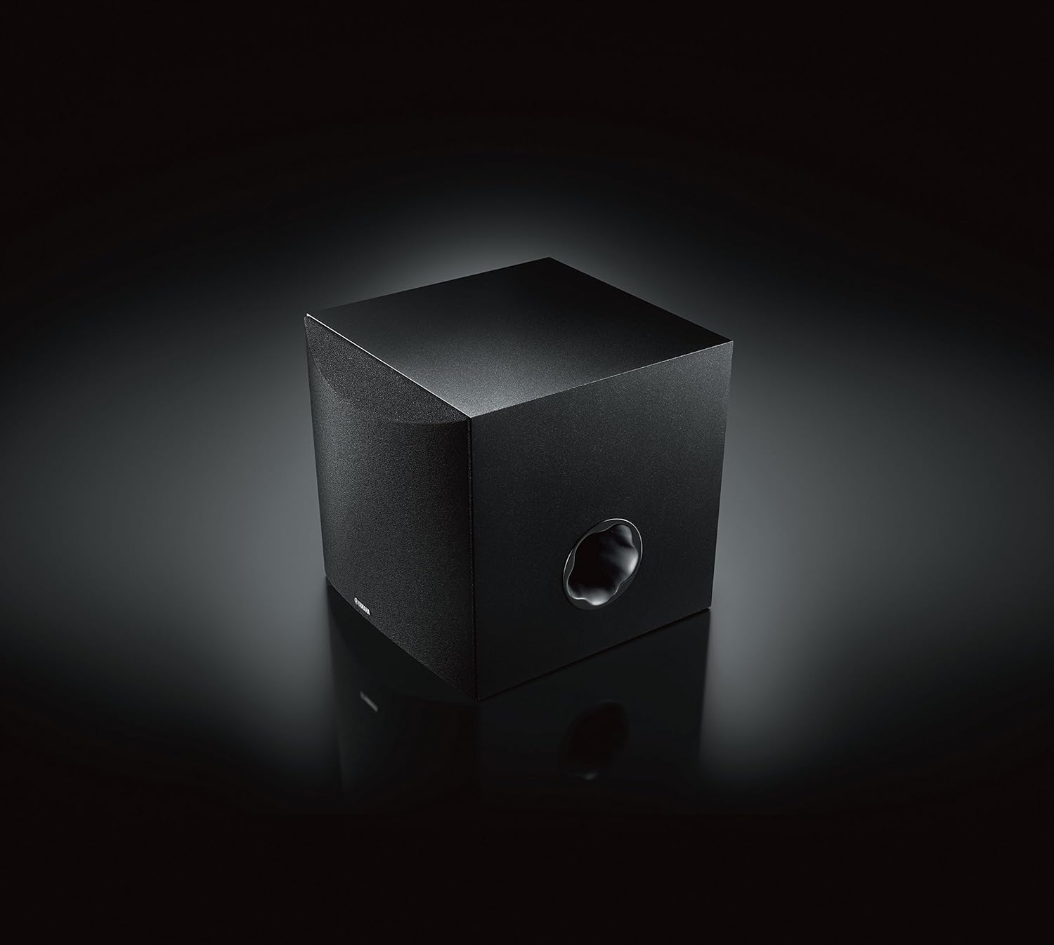 Thumbnail 2 de Yamaha NSSW050 Powered Subwoofer with 8" Driver – Black