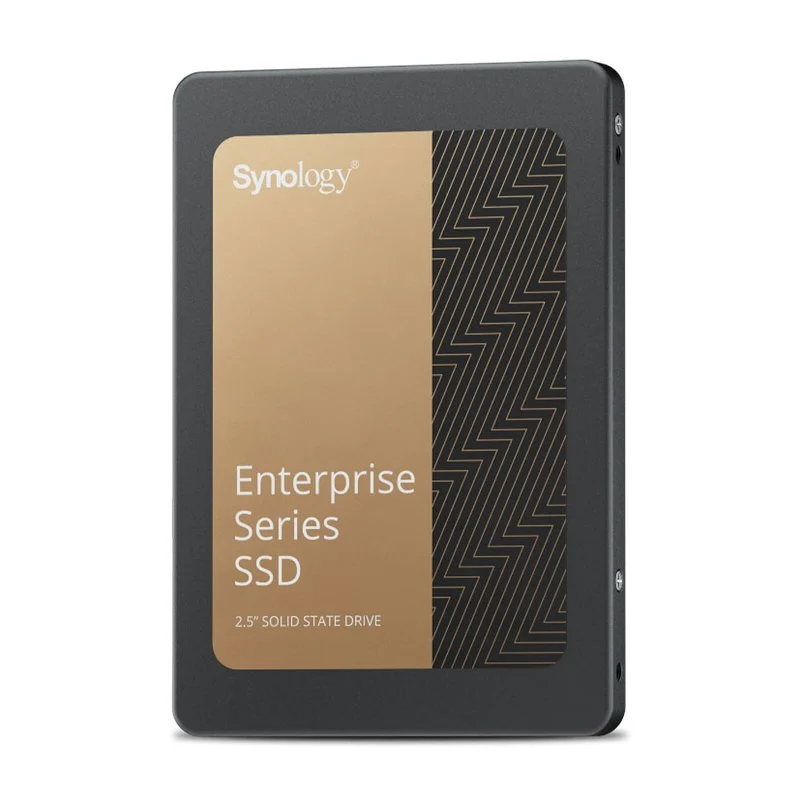 Detalle de Synology SAT5221 SSD de 960 GB, 2,5 pulgadas y protección ante cortes eléctricos