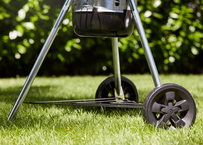 Thumbnail 12 de Weber Master Touch Premium E-5770 Schwarz – Vielseitiger Holzkohlegrill für indirektes Grillen und Räuchern