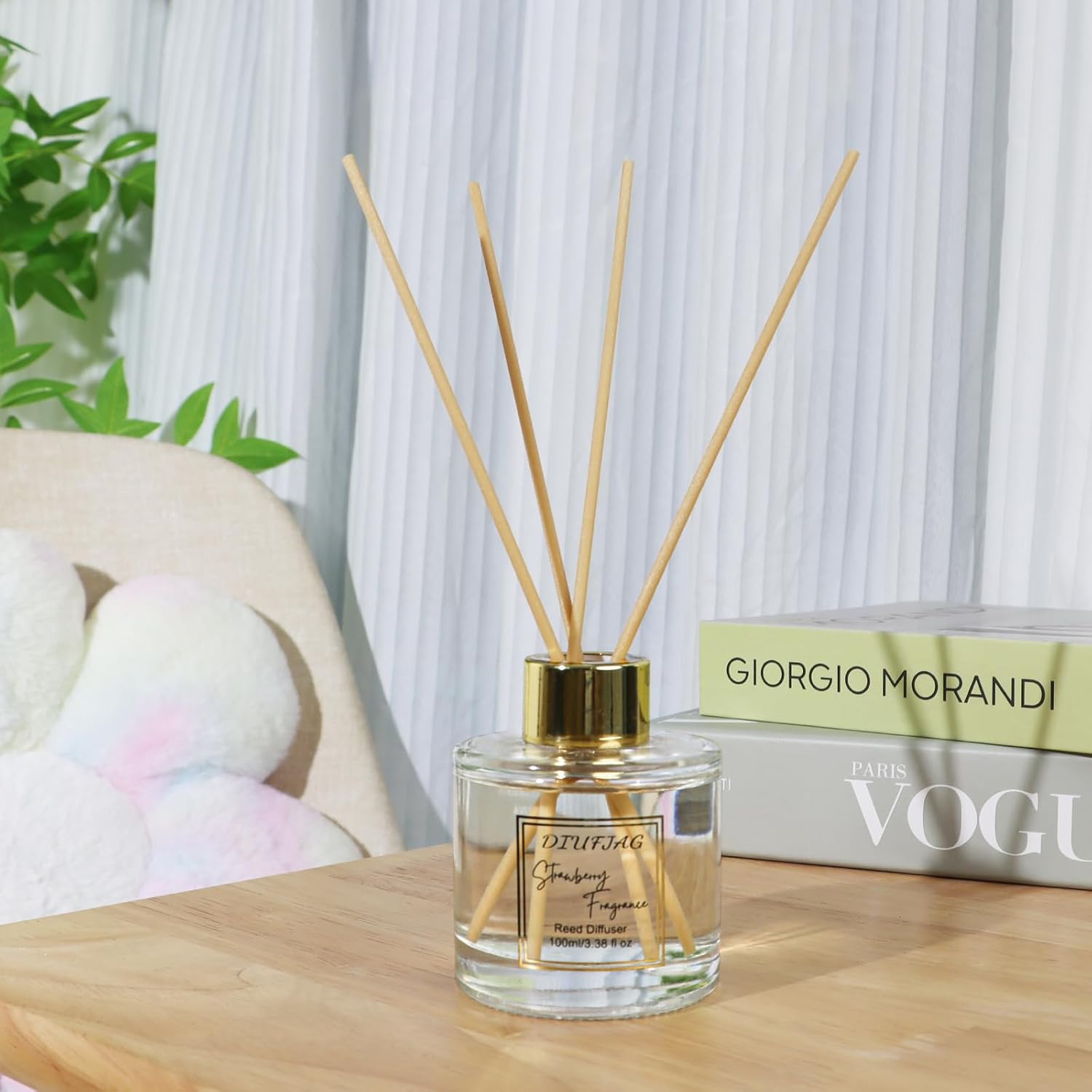 Detalle 2 de DIUFJAG Reed Diffuser-06-Strawberry-UK doftspridare, 100 ml med 6 fiberpinnar
