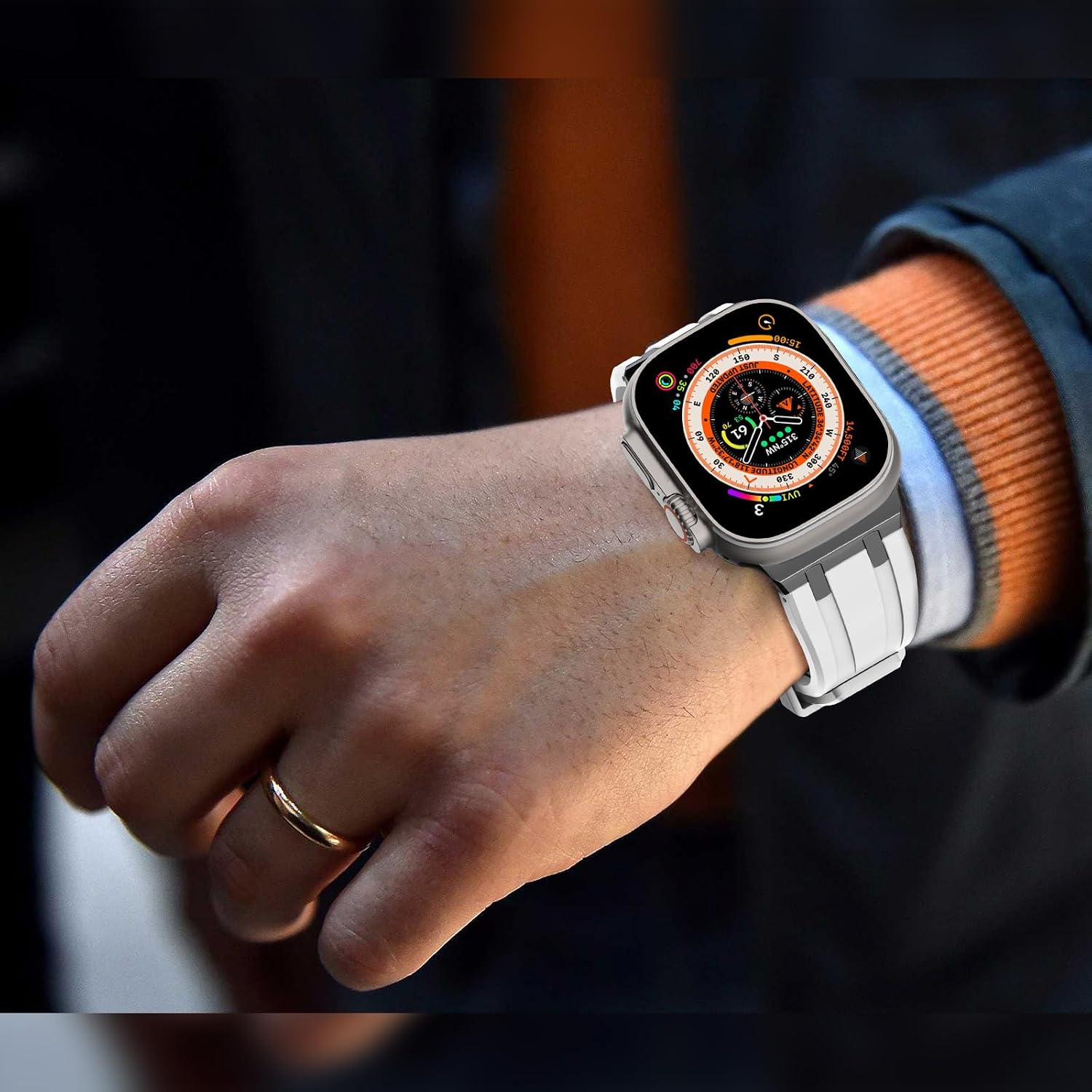 Thumbnail 6 de NewWays Silicone Strap with Stainless Steel Connector for Apple Watch (42mm/41mm/40mm/38mm) – White/Black