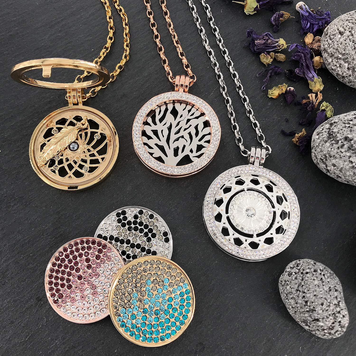 Detalle 2 de Morella Collana Donna in Acciaio Inossidabile da 70 cm con Moneta Gioielli Zircone Ciondolo a Moneta da 33 mm Oro