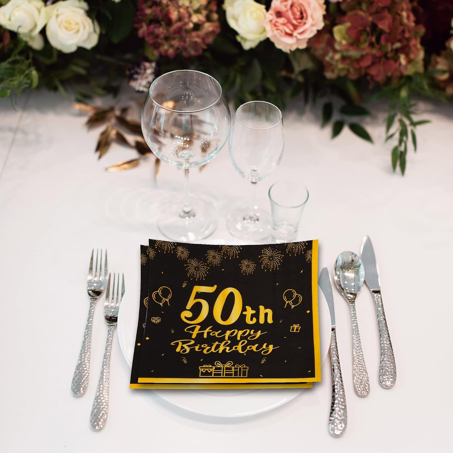 Detalle de TOPWAYS papieren servetten voor 50e verjaardag, zwart-goud, 2-laags