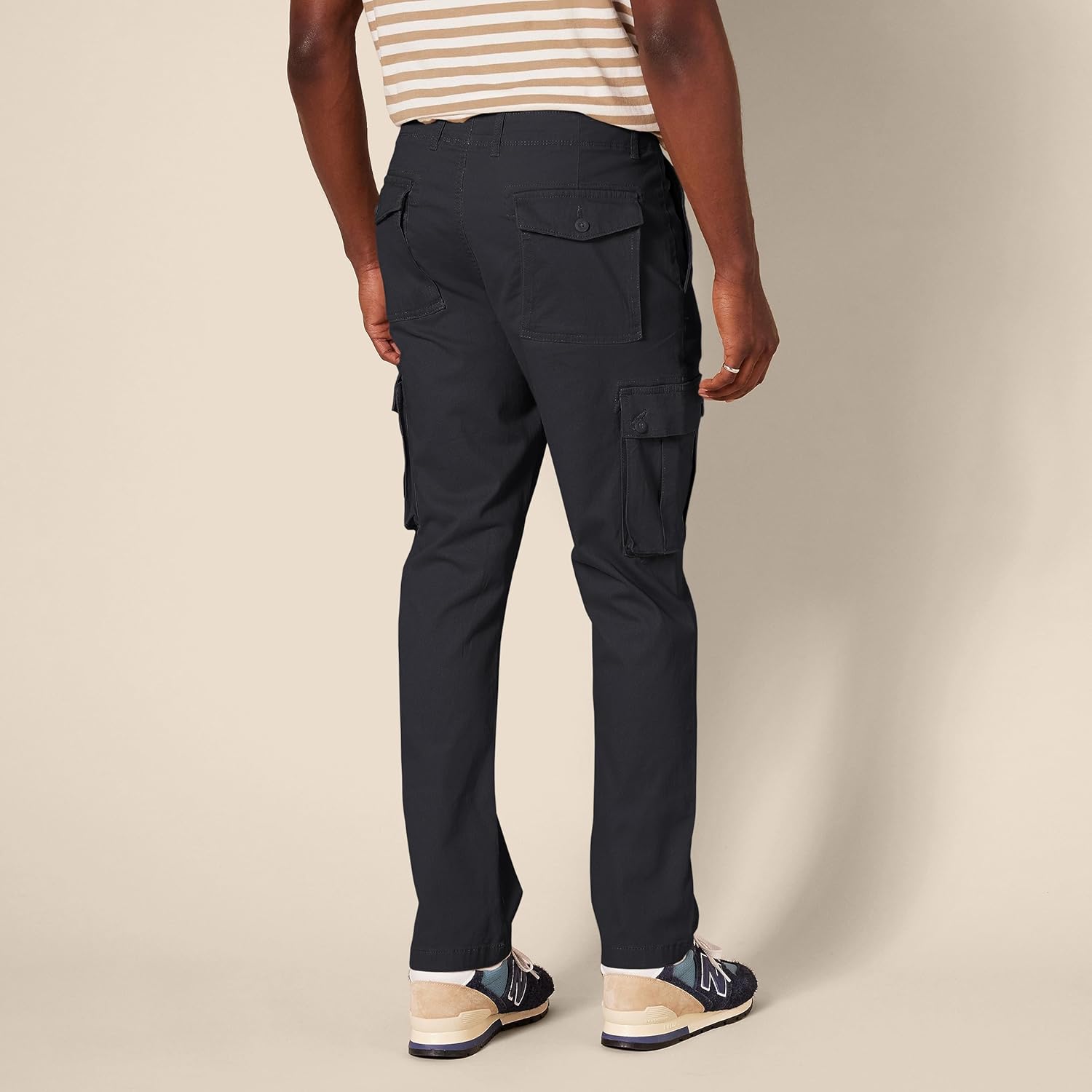 Thumbnail 1 de Amazon Essentials Men’s Slim Fit Stretch Work Cargo Trousers (Big & Tall)