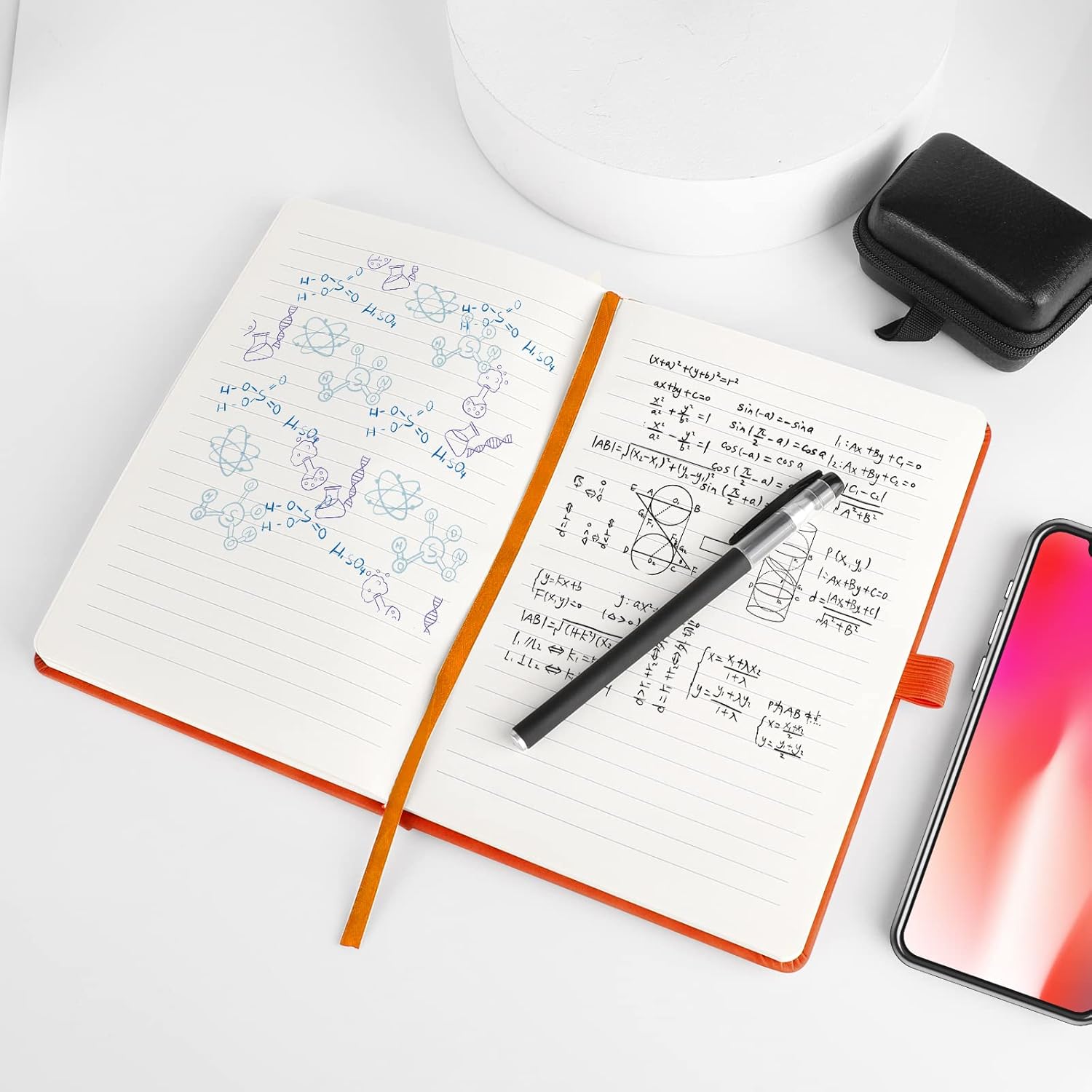 Detalle de Notebook A5 3 Pack Journal – A5 notebook with 200 pages, PU leather cover, and handy features