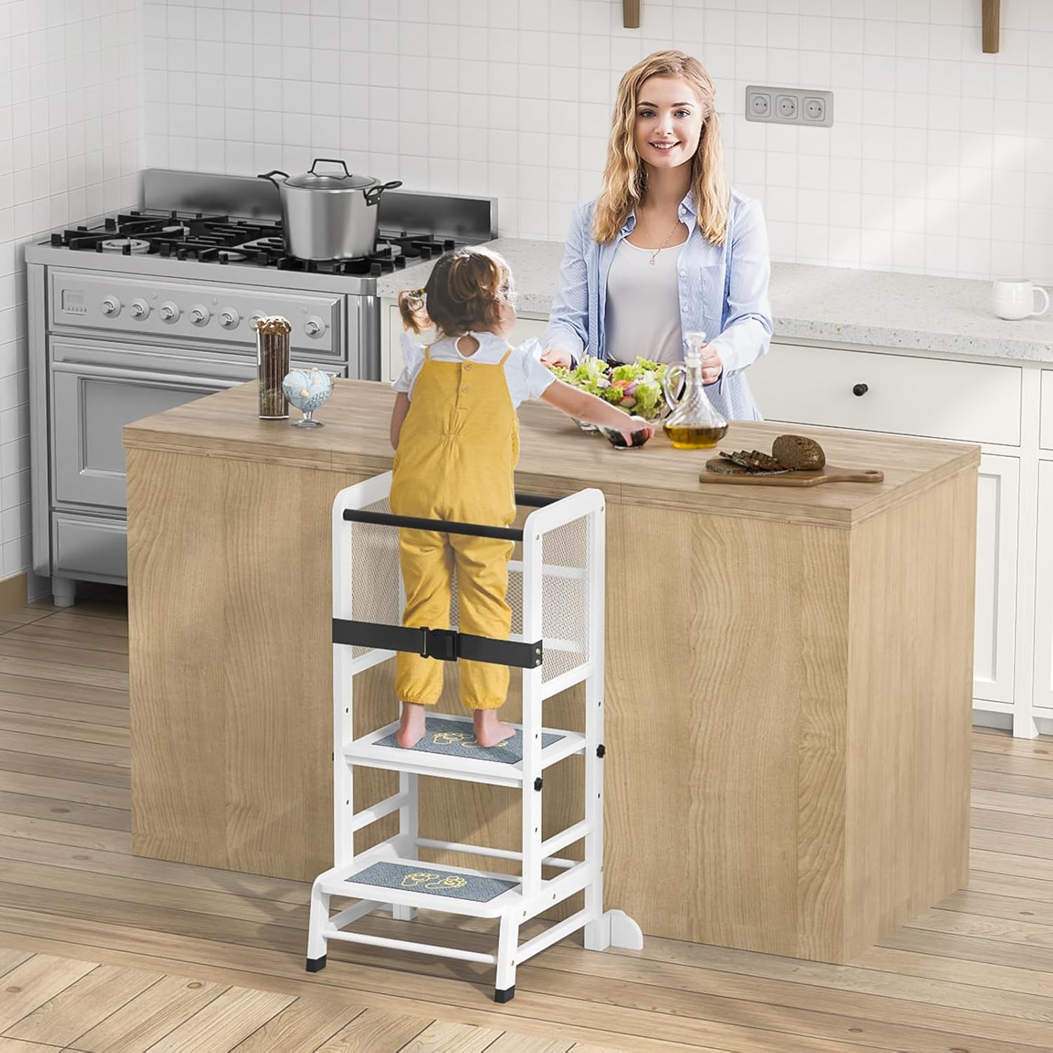 Detalle 2 de Skokliz Kids Standing Tower nursery step stool with adjustable height (anti-tip support corners)
