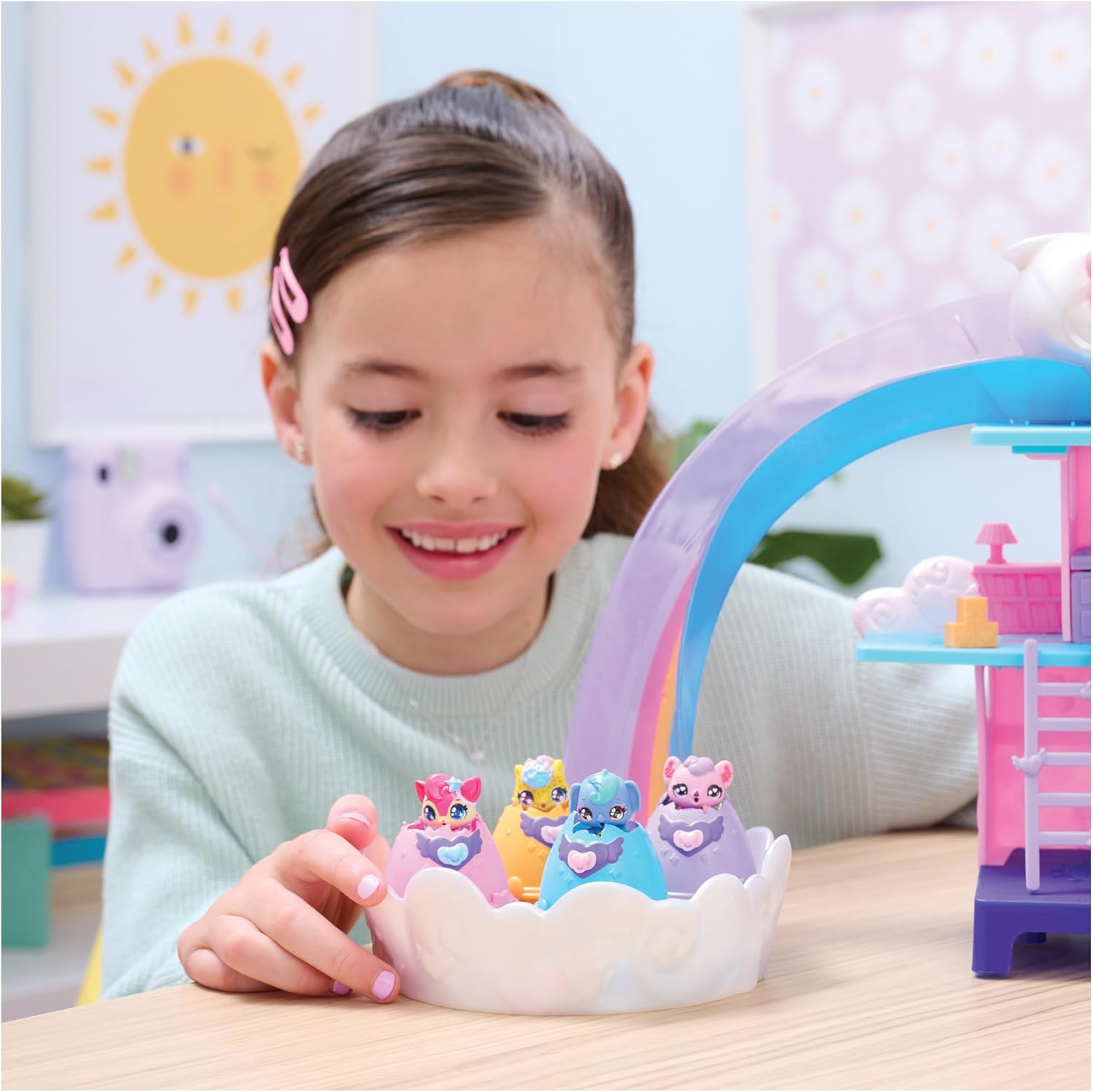 Thumbnail 6 de Hatchimals Alive Kinderzimmer Spielset mit 4 selbstschlüpfenden Eiern und 13 Zubehörteilen (ab 3 Jahren)