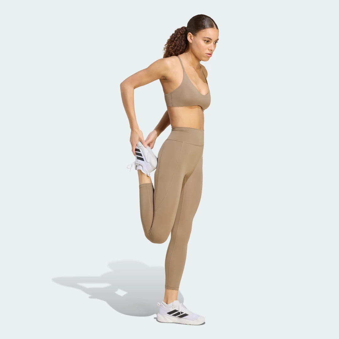 Detalle 2 de Adidas Mallas 7/8 Optimé Essentials No Front Rise Seam – Beige