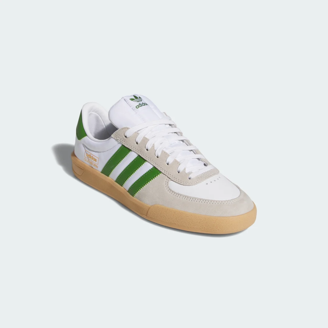 Detalle 2 de Zapatilla GLENBURN de Adidas: comodidad moderna en color blanco