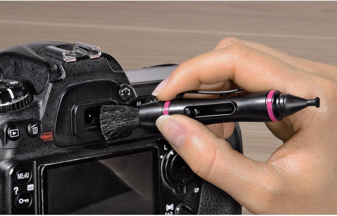 Thumbnail 2 de Hama Micro Pro II Lens Pen – compact cleaning pen for eyepieces and smartphone cameras