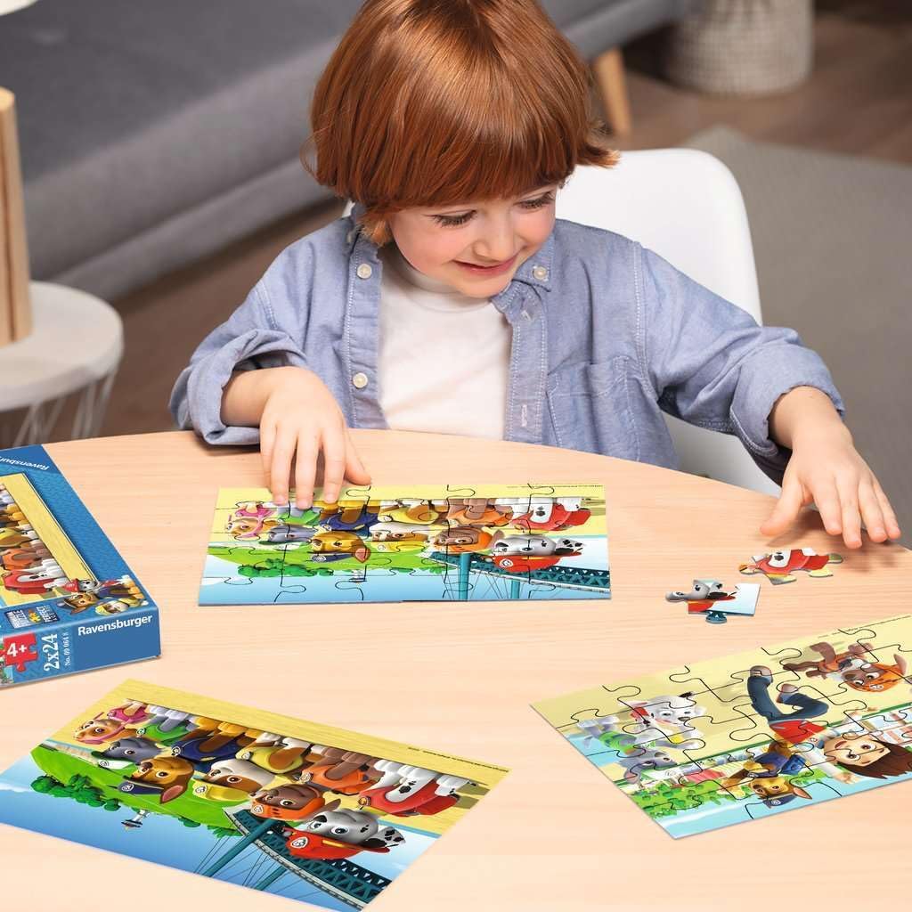 Detalle 2 de Ravensburger Heldenhafte Hunde Puzzle 4+
