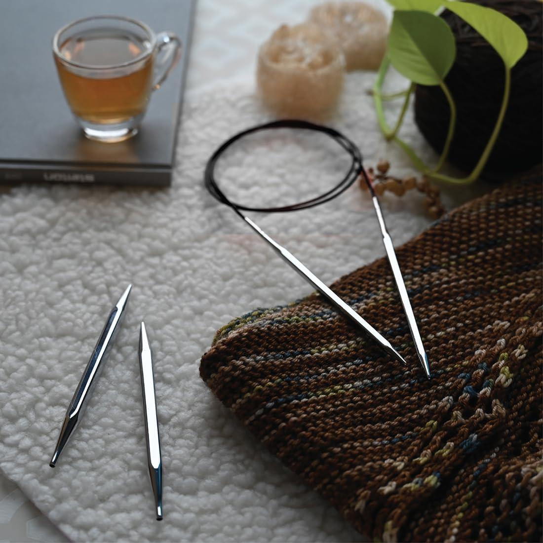 Thumbnail 5 de KnitPro Nova Cubics KP12195 druty na żyłce 3,5 mm, 80 cm, mosiężne