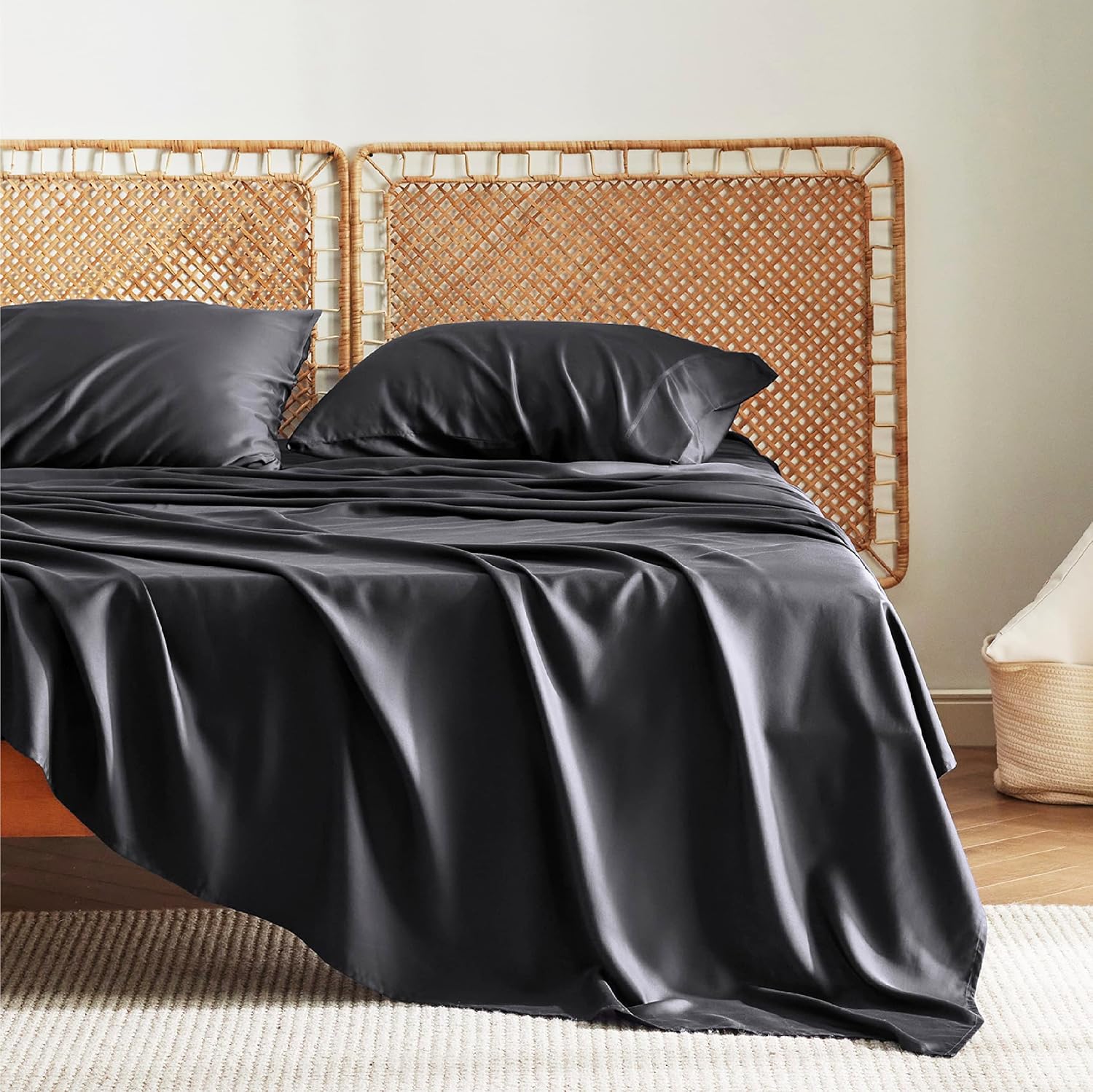 Thumbnail 1 de Bedsure Queen Bamboo Rayon Sheet Set, 4-Piece, Black, 16-Inch Deep Pocket