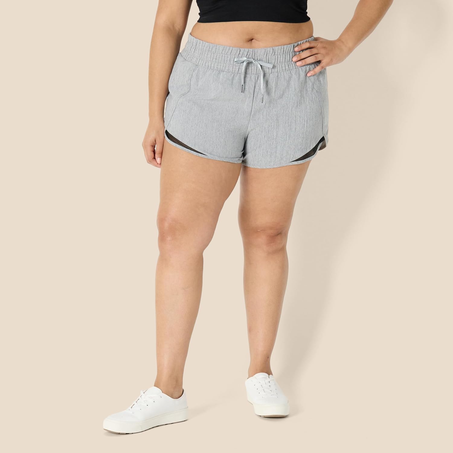 Thumbnail 4 de Amazon Essentials Damen sportliche Laufhose mit gerafftem Bund (Regular-Fit) und ca. 8,9 cm Innenbeinlänge