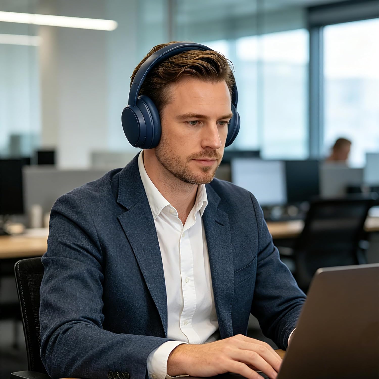 Detalle de Rebocico Wireless Over-Ear Headphones with 40-Hour Battery and 3 EQ Modes