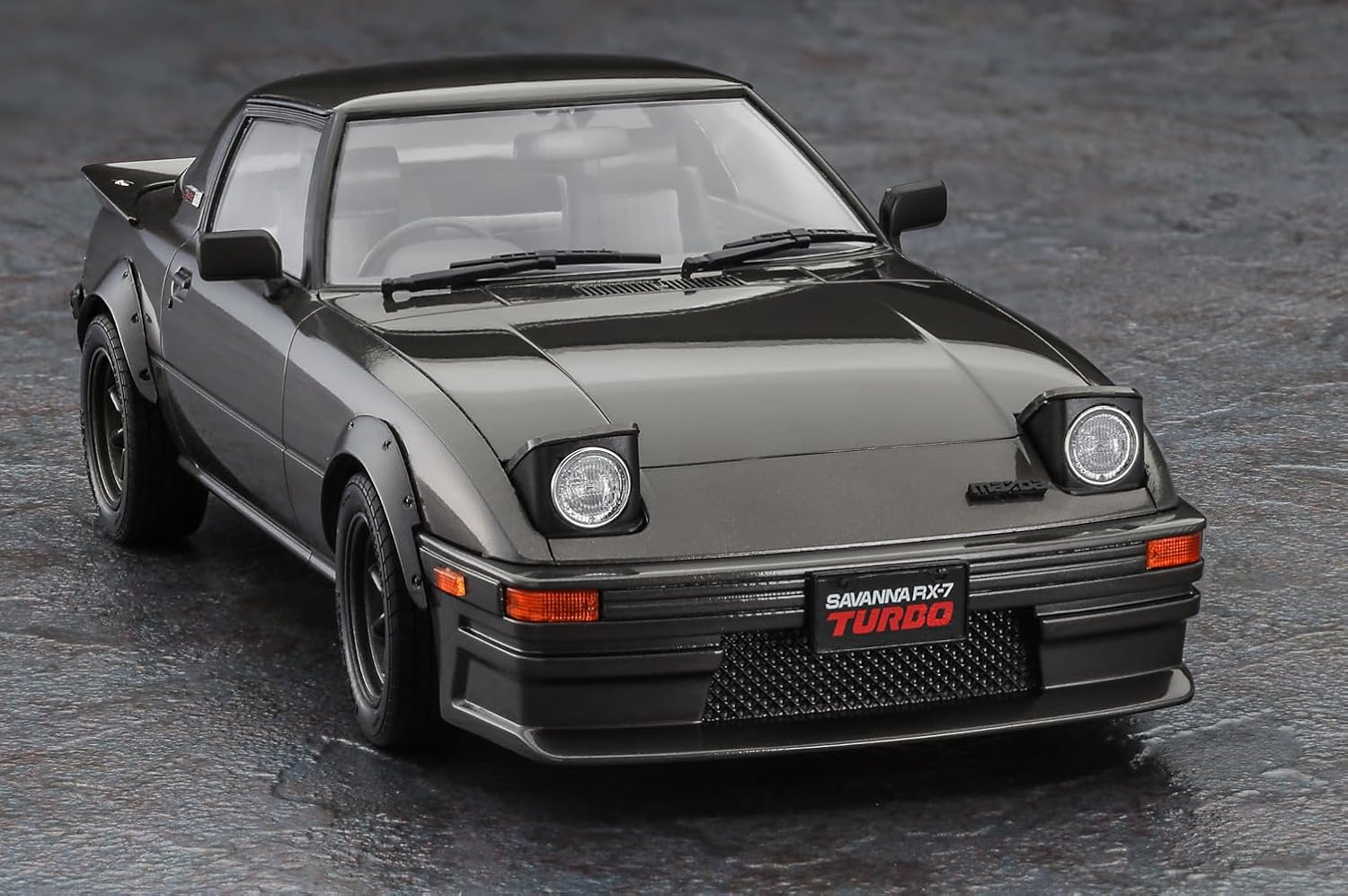 Thumbnail 2 de ハセガワ 20828 1/24 マツダ サバンナ RX-7（SA22C）後期型 カスタムバージョン プラモデル
