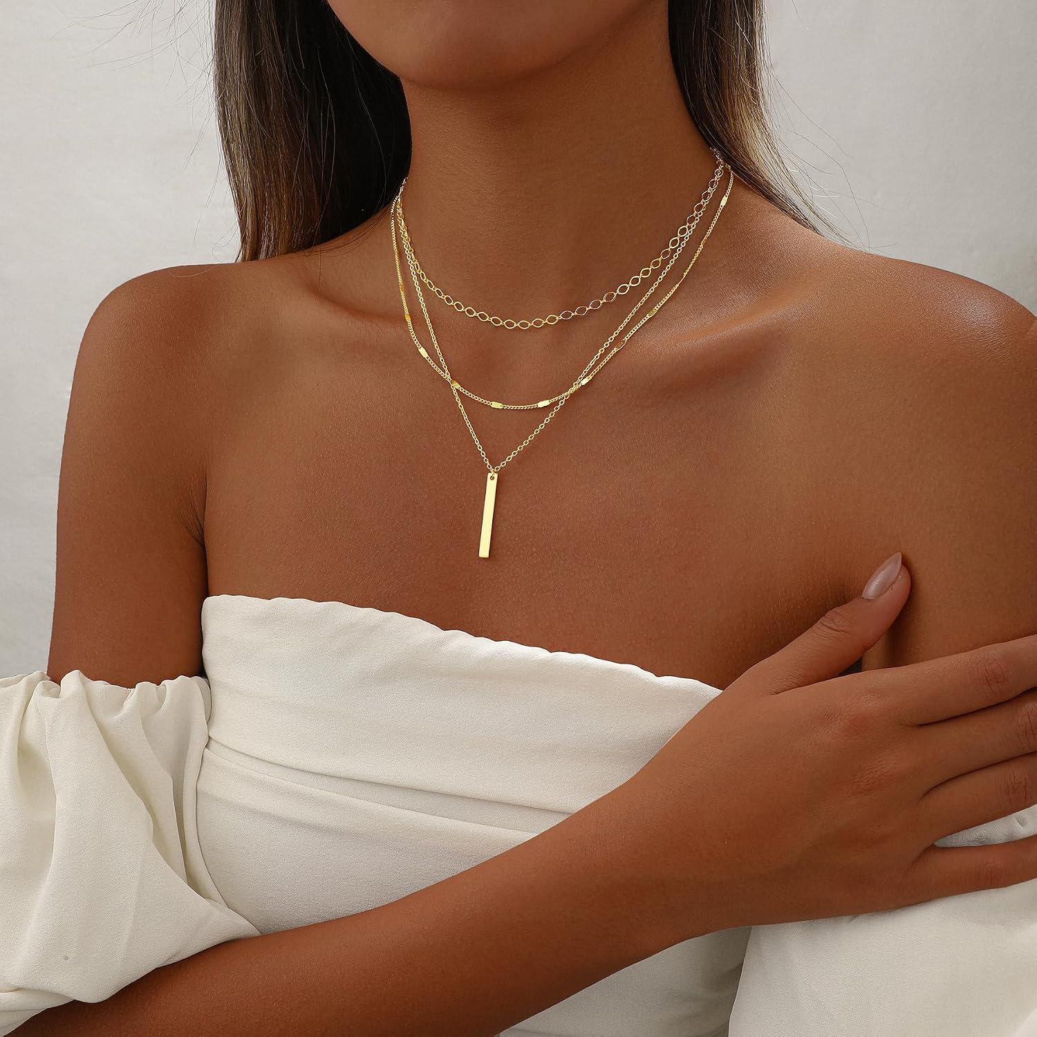 Detalle 2 de Layered Gold Necklace Set, 14K Gold Plated