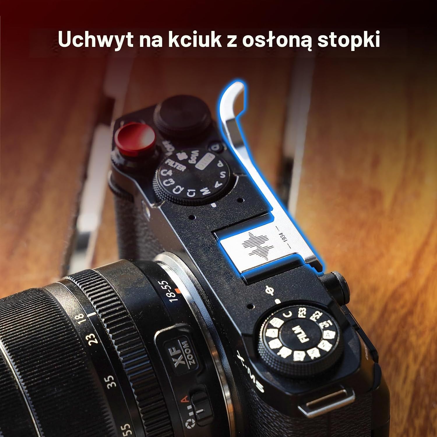 Detalle de SMALLRIG 4877 – srebrny uchwyt kciuka do FUJIFILM X-M5 z przyciskiem migawki