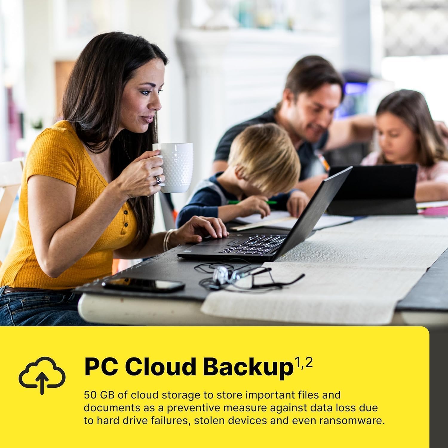 Detalle de Norton 360 Deluxe with Extra Storage: AI-Powered Scam Protection for 3 Devices