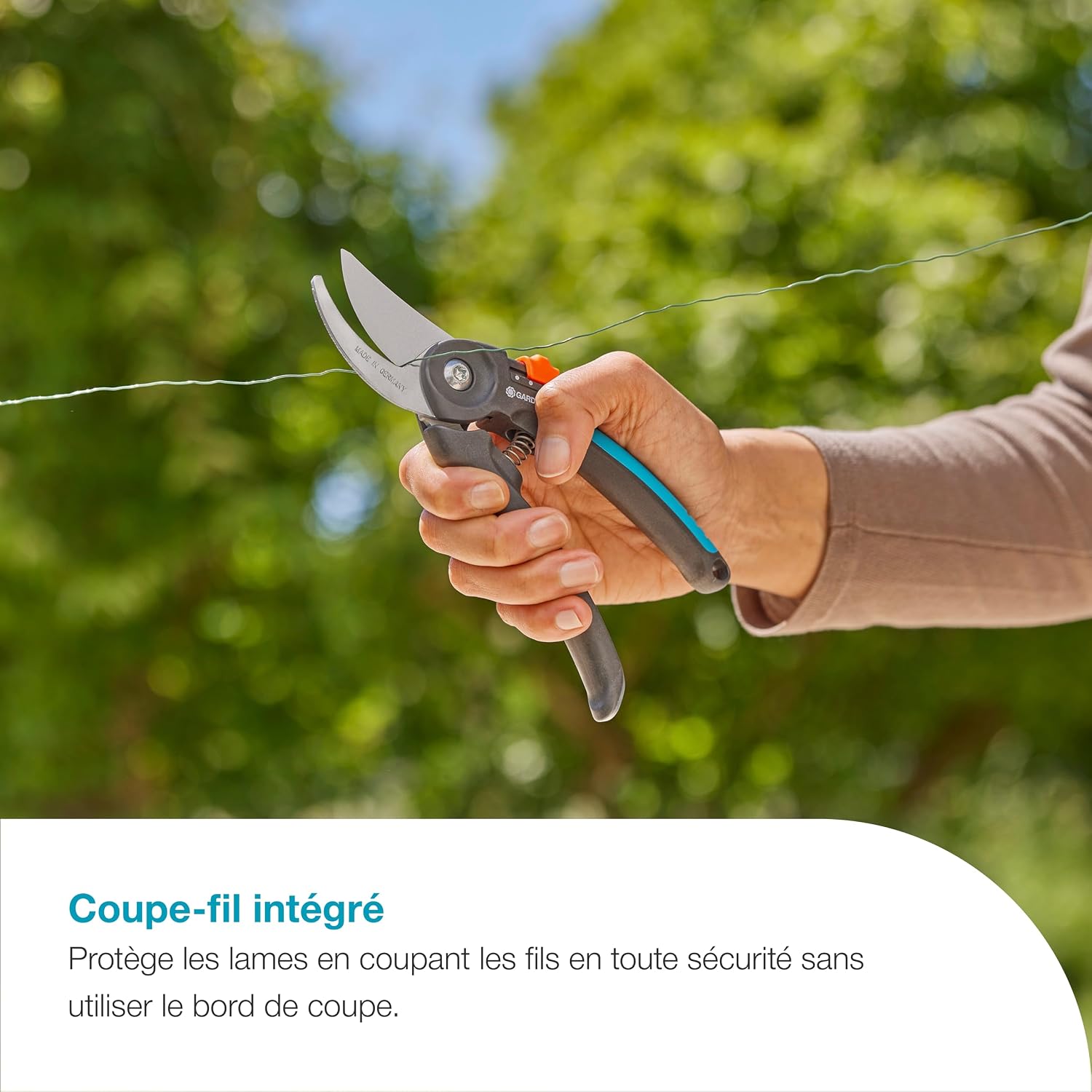 Detalle de Gardena PremiumCut Flex 12242-20 : sécateur à dérivation pour bois frais, douceur d’usage et coupe précise